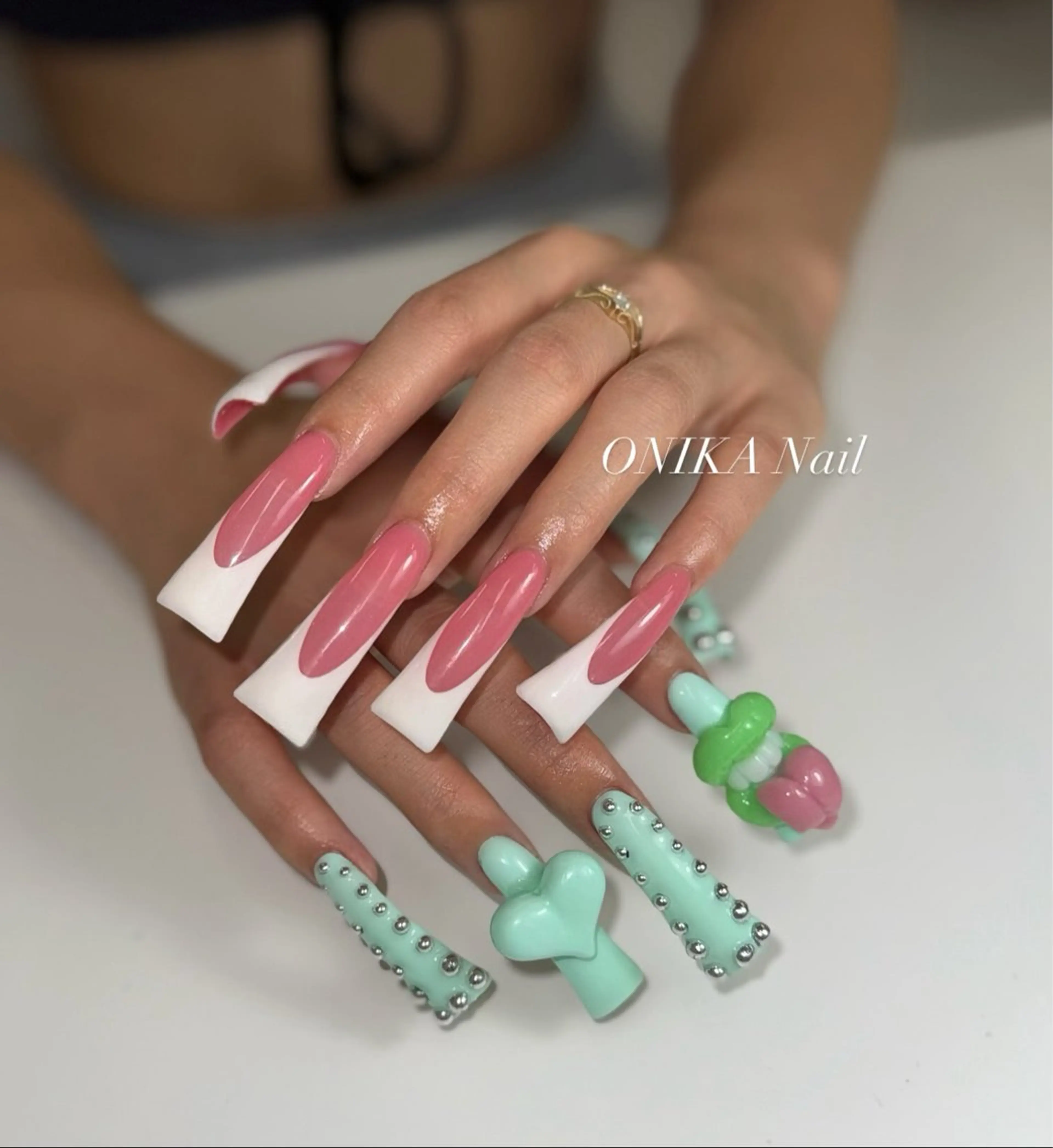 ネイル ハンドネイル ハンドケア ONIKA Nail 表参道A4徒歩2分のネイルデザイン