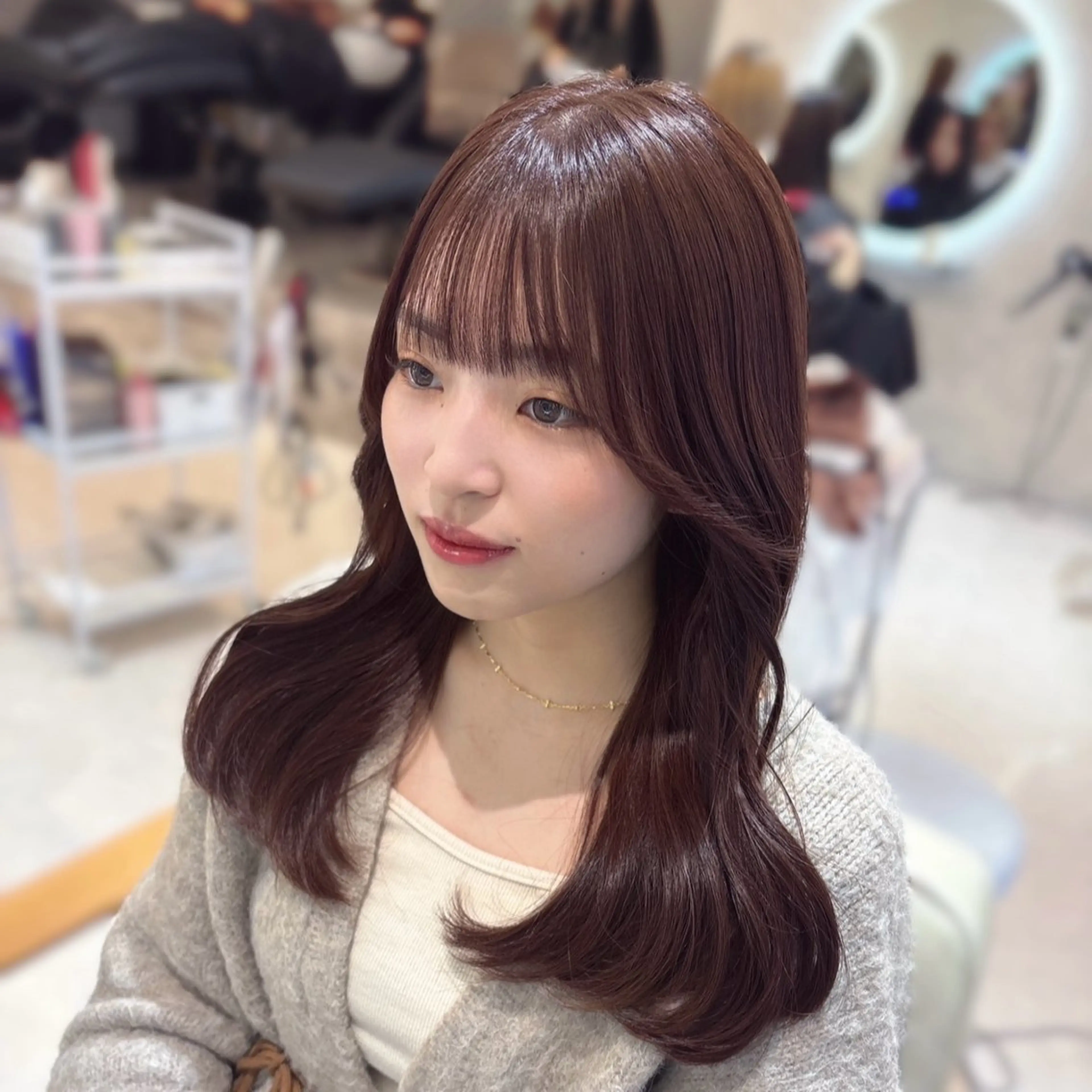 セミロング 韓国風×髪質改善 ゆりのヘアスタイル