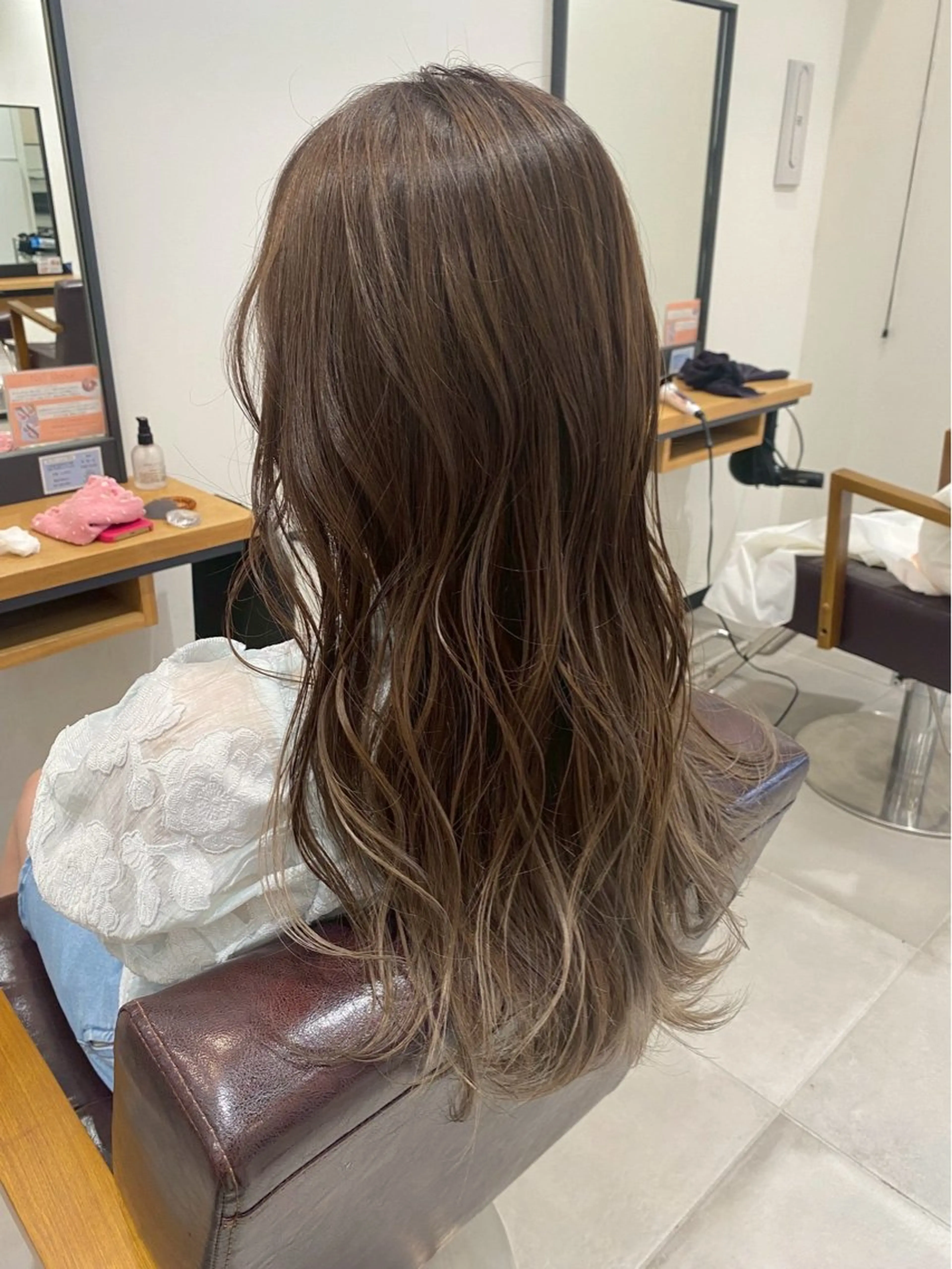 ミディアム 宮良 かなでのヘアスタイル