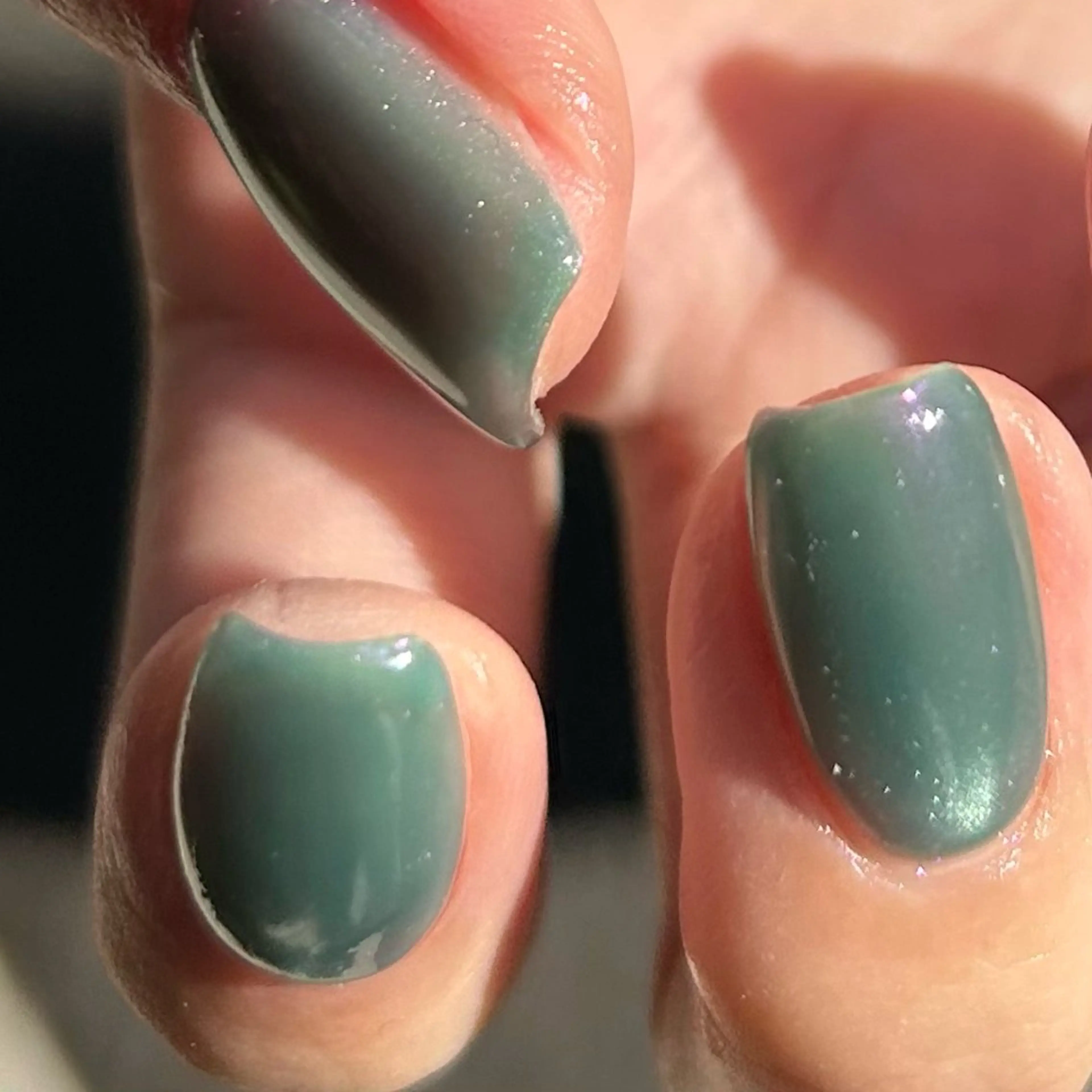 ネイル オーロラネイル マグネットネイル Yumi 広尾|恵比寿ネイルのネイルデザイン