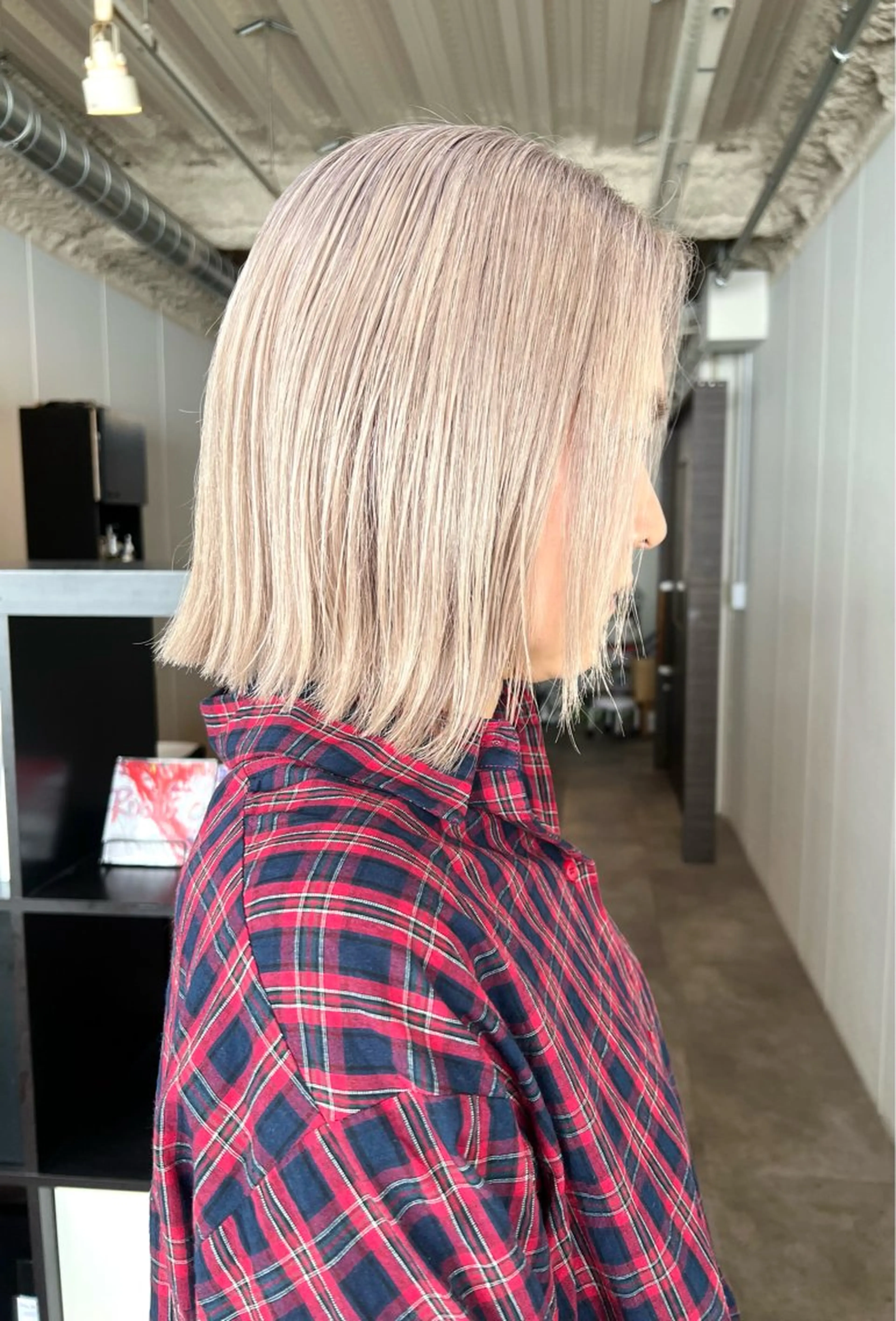 ミディアム roots hairdesign所属・髪質改善/透明感 プライベートサロンのヘアスタイル