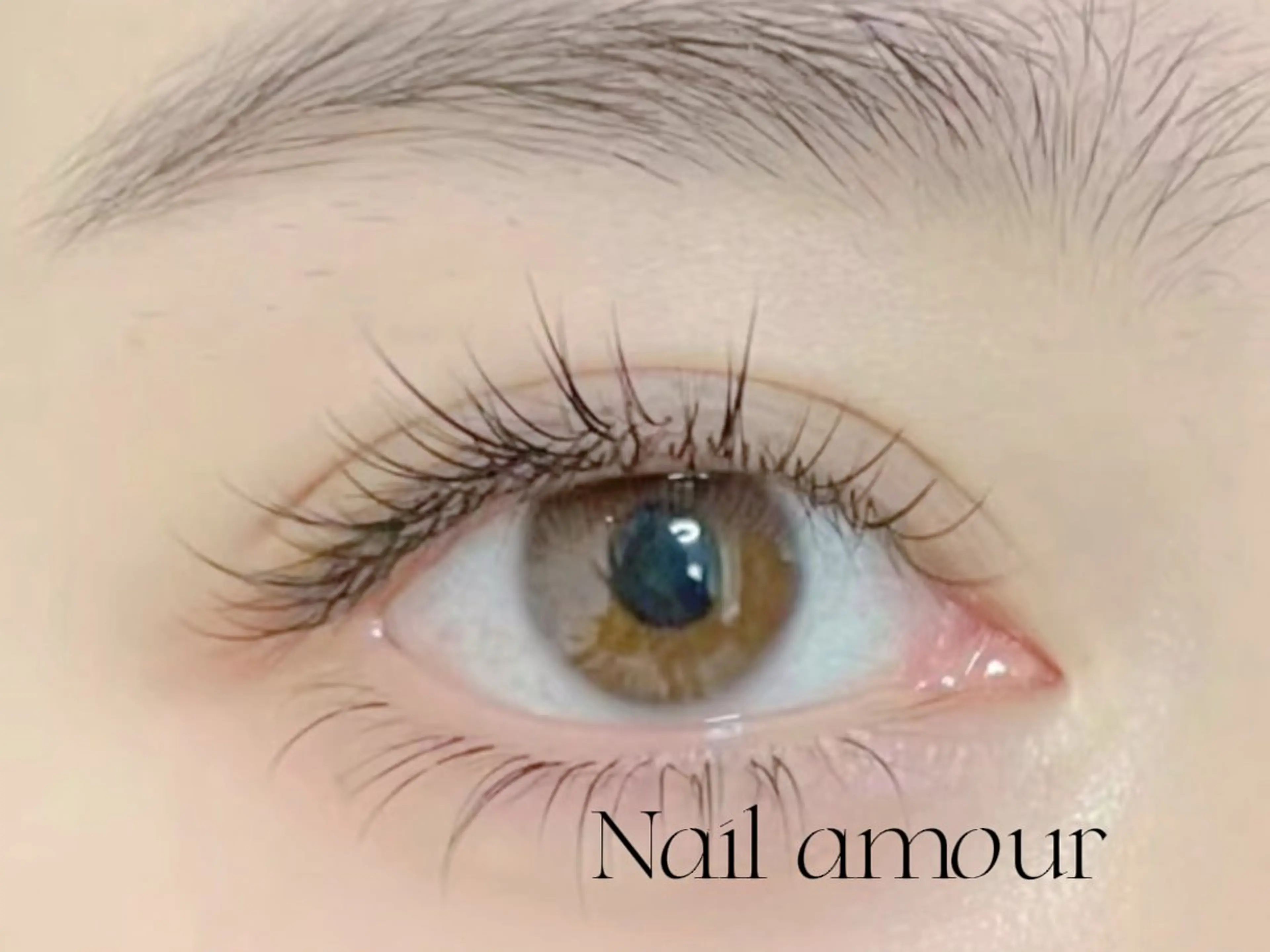 マツエク・マツパ ナチュラル マツエク Amour Eyelash所属・Amour Eyelashのネイルデザイン