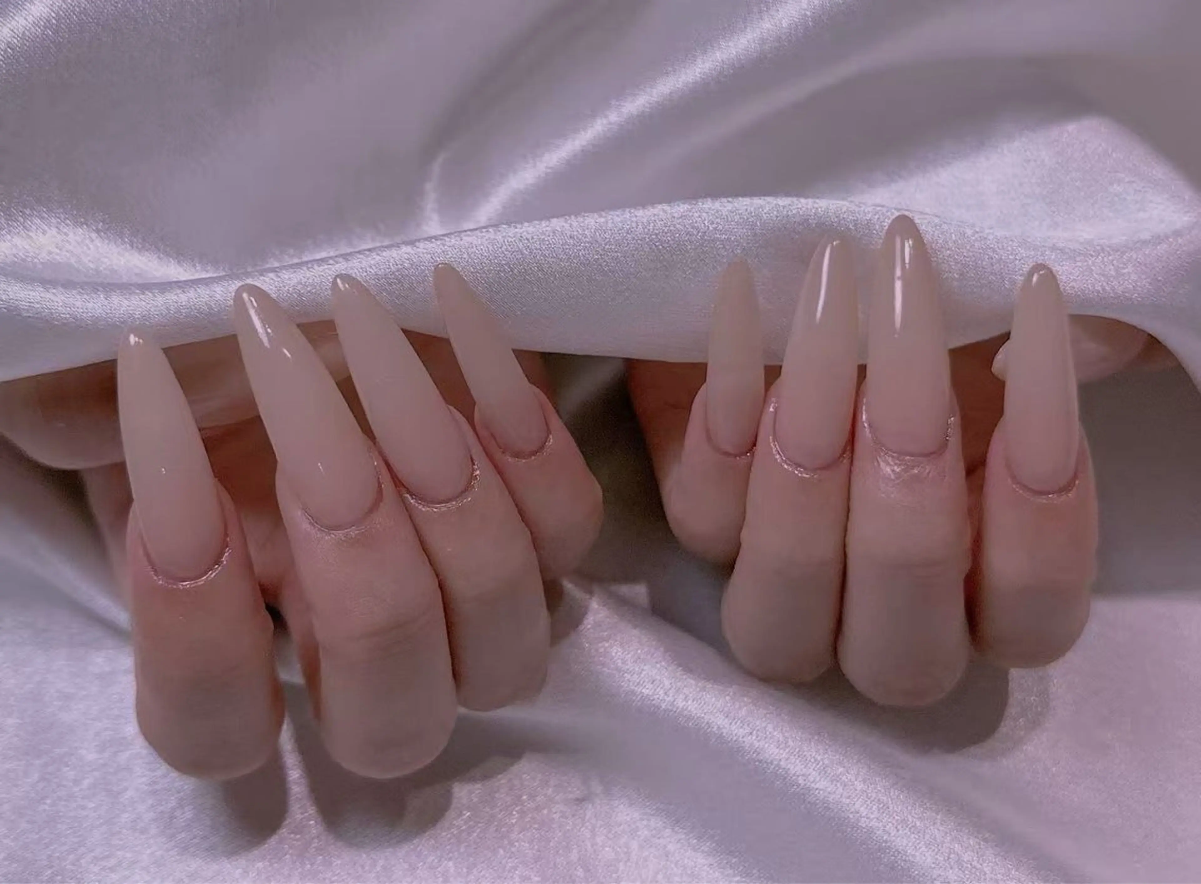 ネイル M2ネイルサロン【長さ出し&フィルイン導入店】所属・長さ出し専門店 RIRIのネイルデザイン