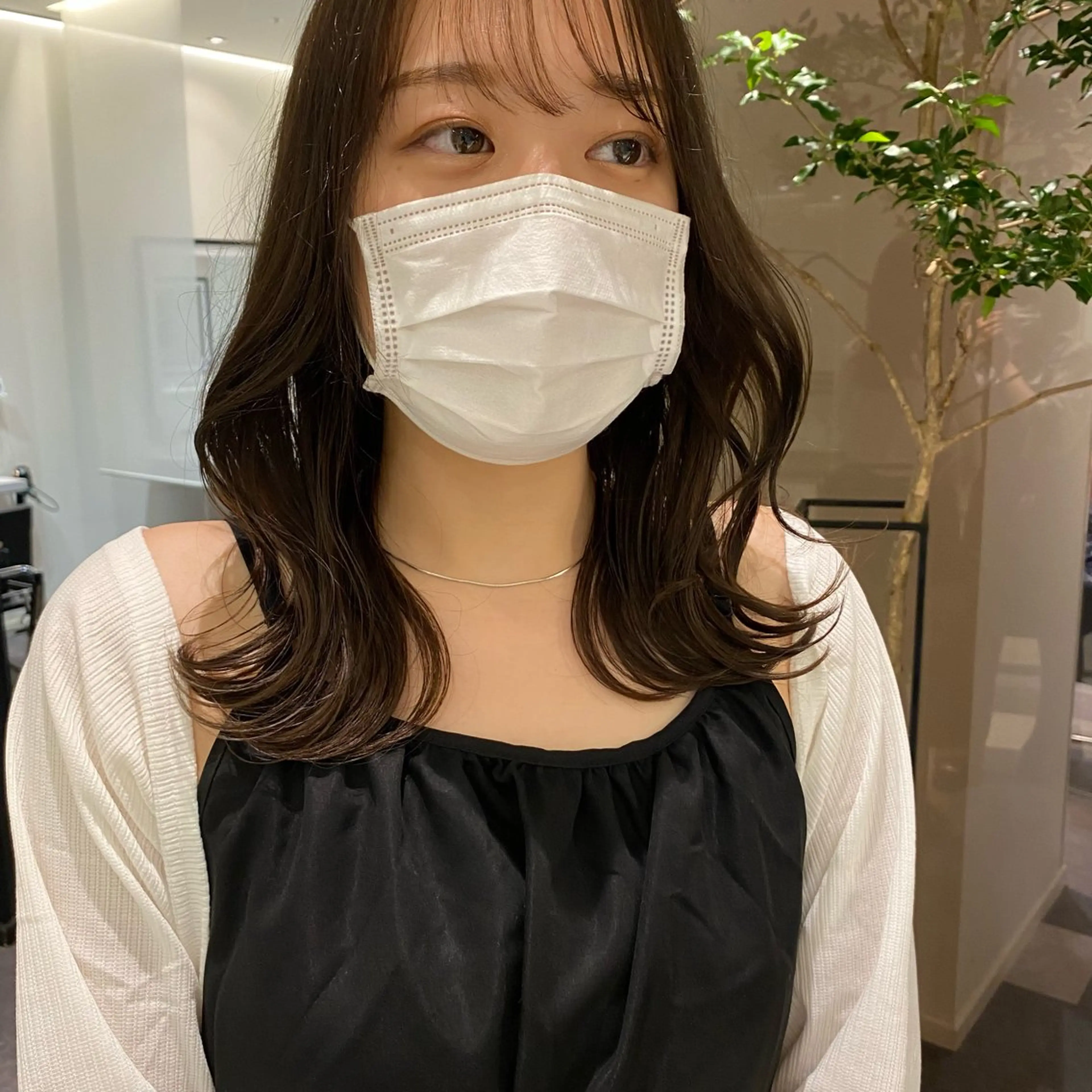 ミディアム カット トリートメント 美髪矯正/ 伊藤 更のヘアスタイル