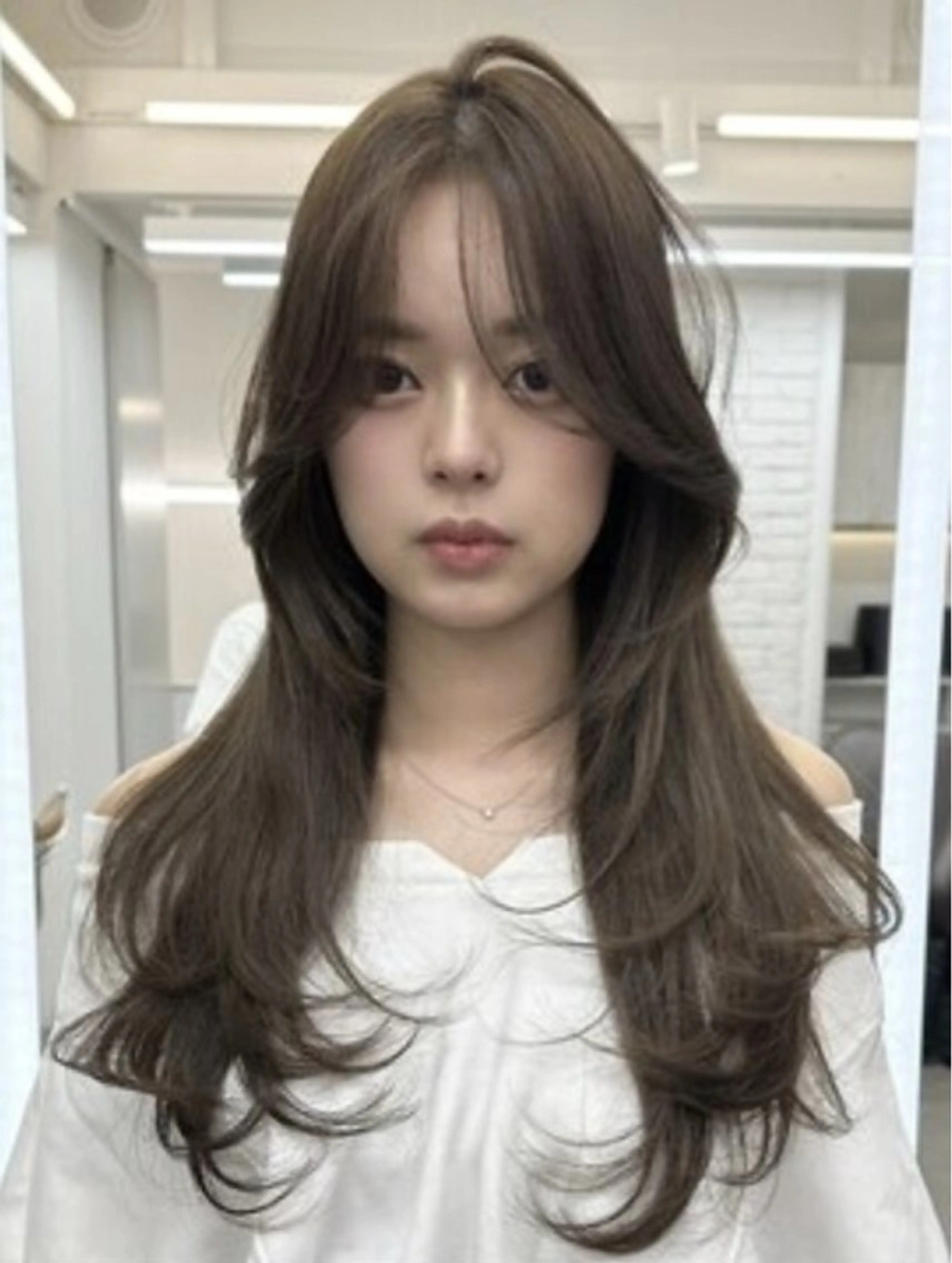 ロング カラー ベージュカラー オリーブベージュ ヘアカラー mayu /韓国風/艶カラーのヘアスタイル