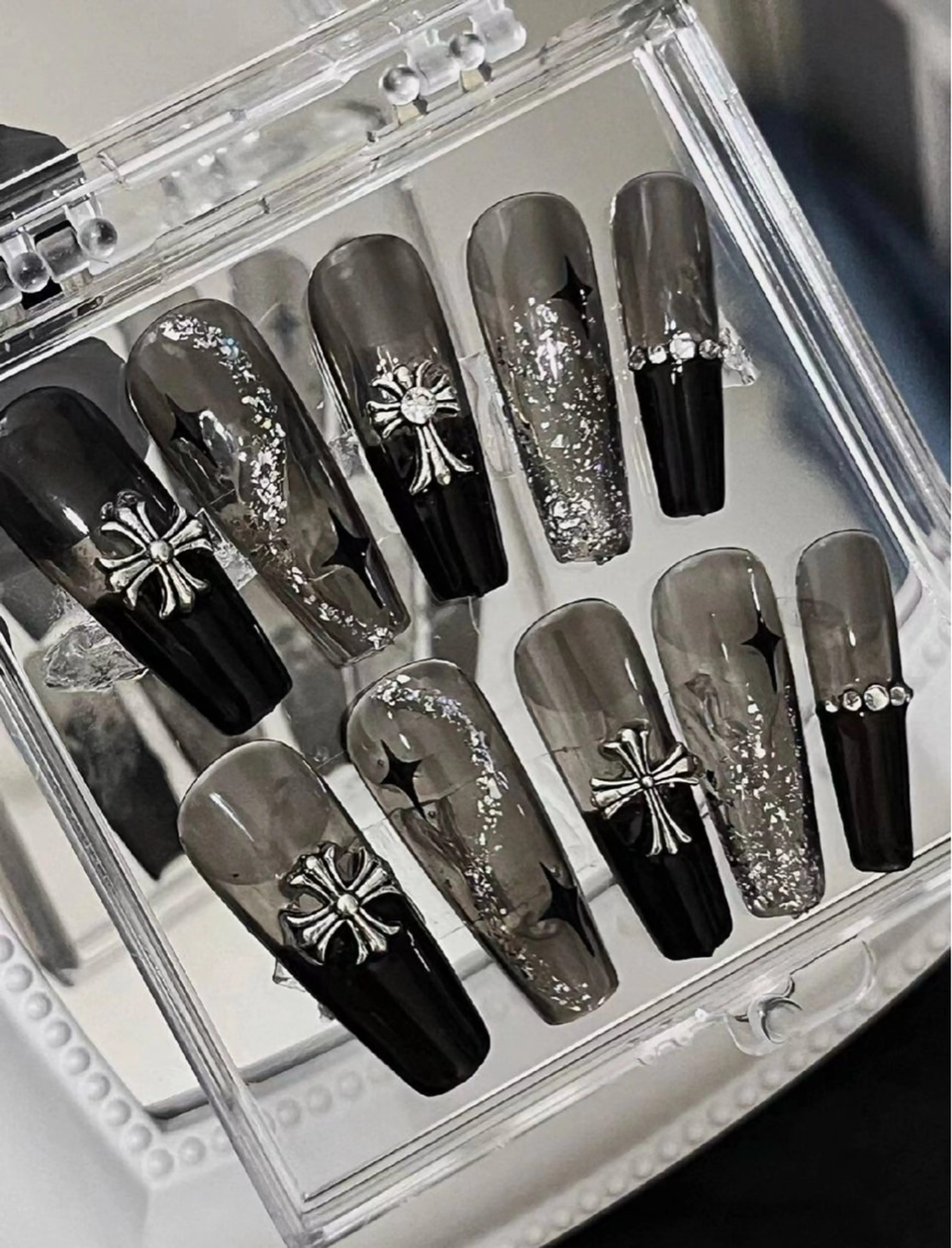 ネイル ハンドネイル 清水 吹雪のネイルデザイン