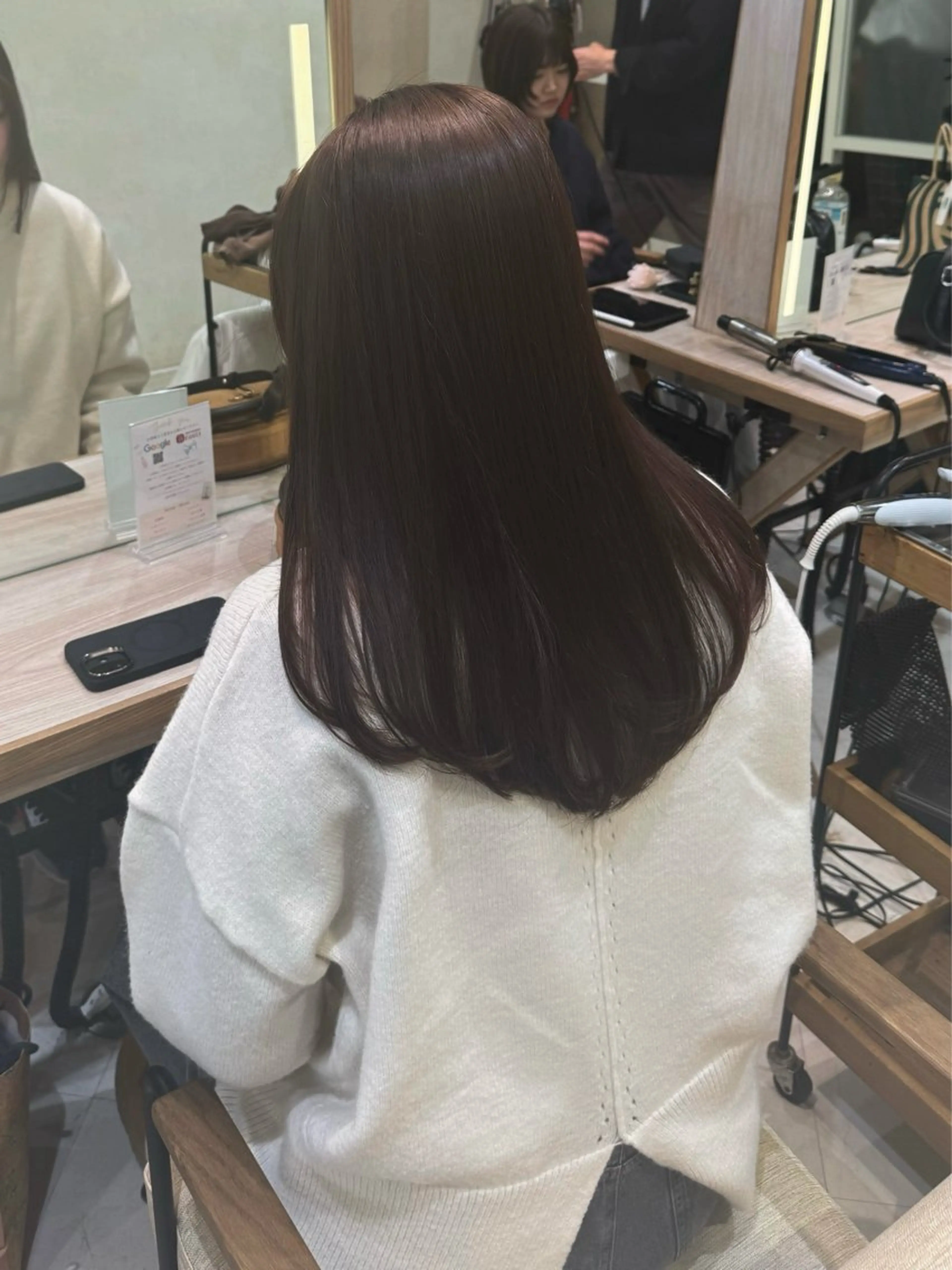ロング カラー ヘアカラー トリートメント ひなの🫧ベージュ系 艶カラーのヘアスタイル