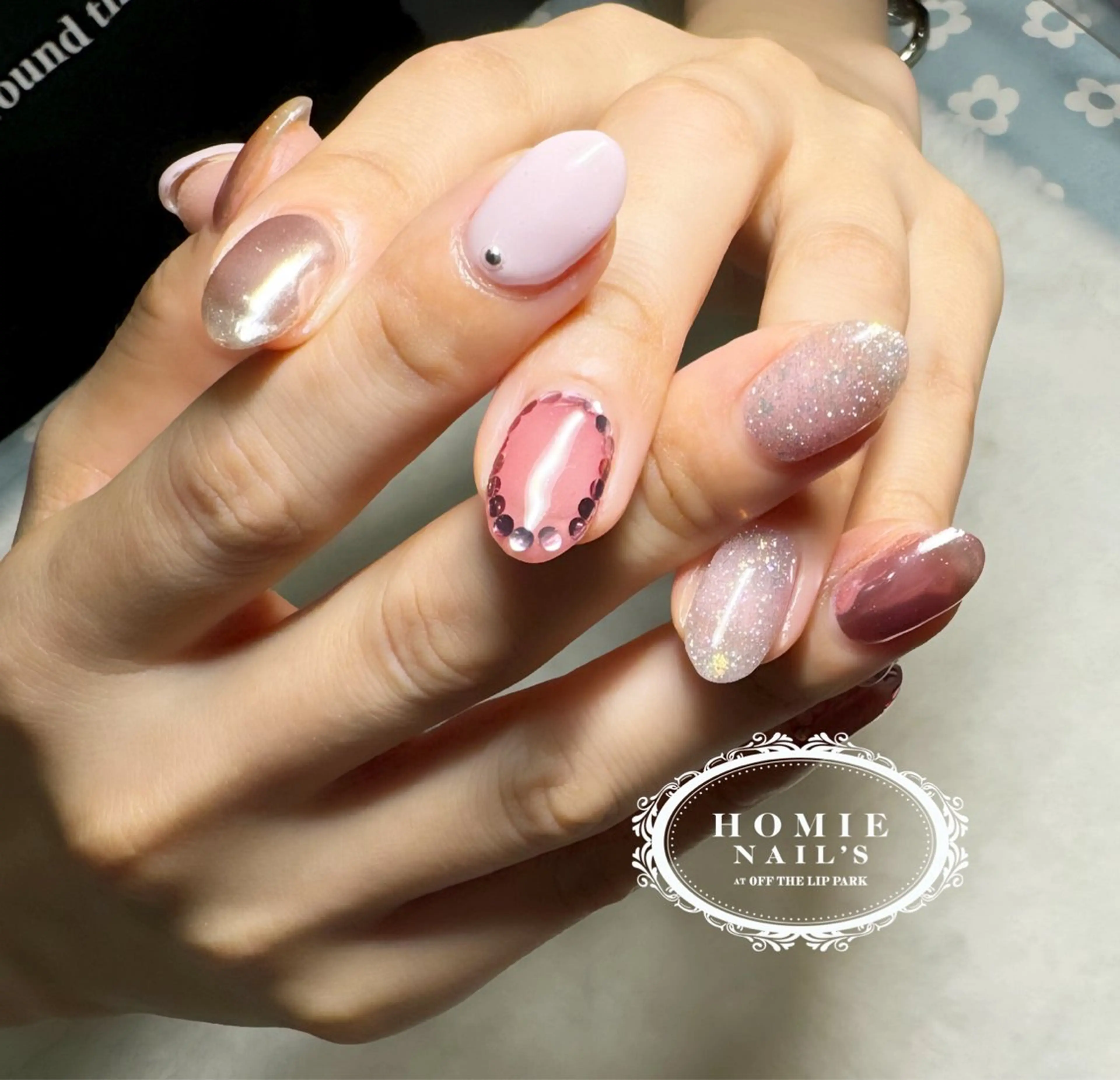 ネイル ピンク オフザリップパーク Asamiのネイルデザイン