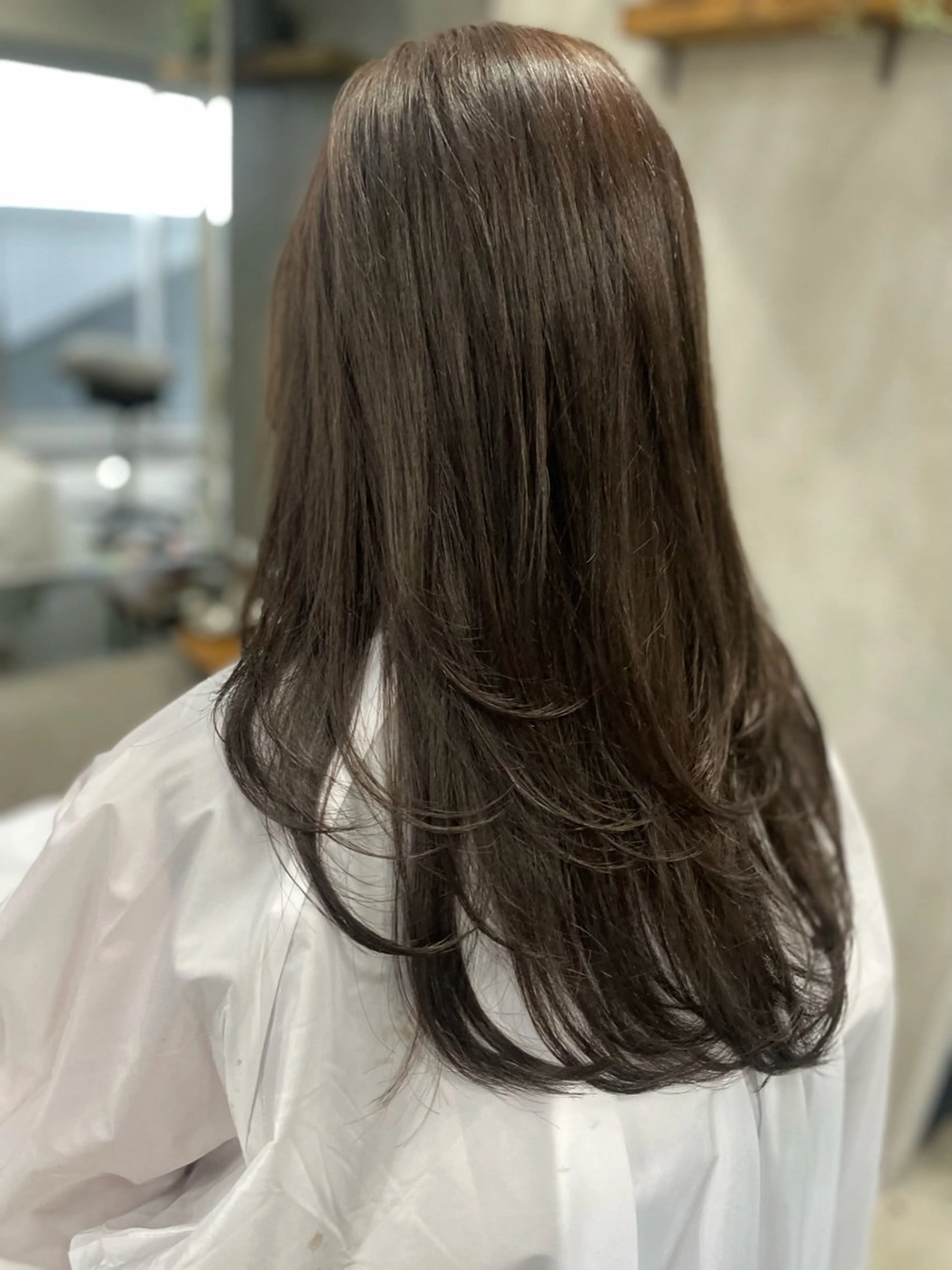 ロング カラー レイヤーカット AIRI layer cut hairのヘアスタイル