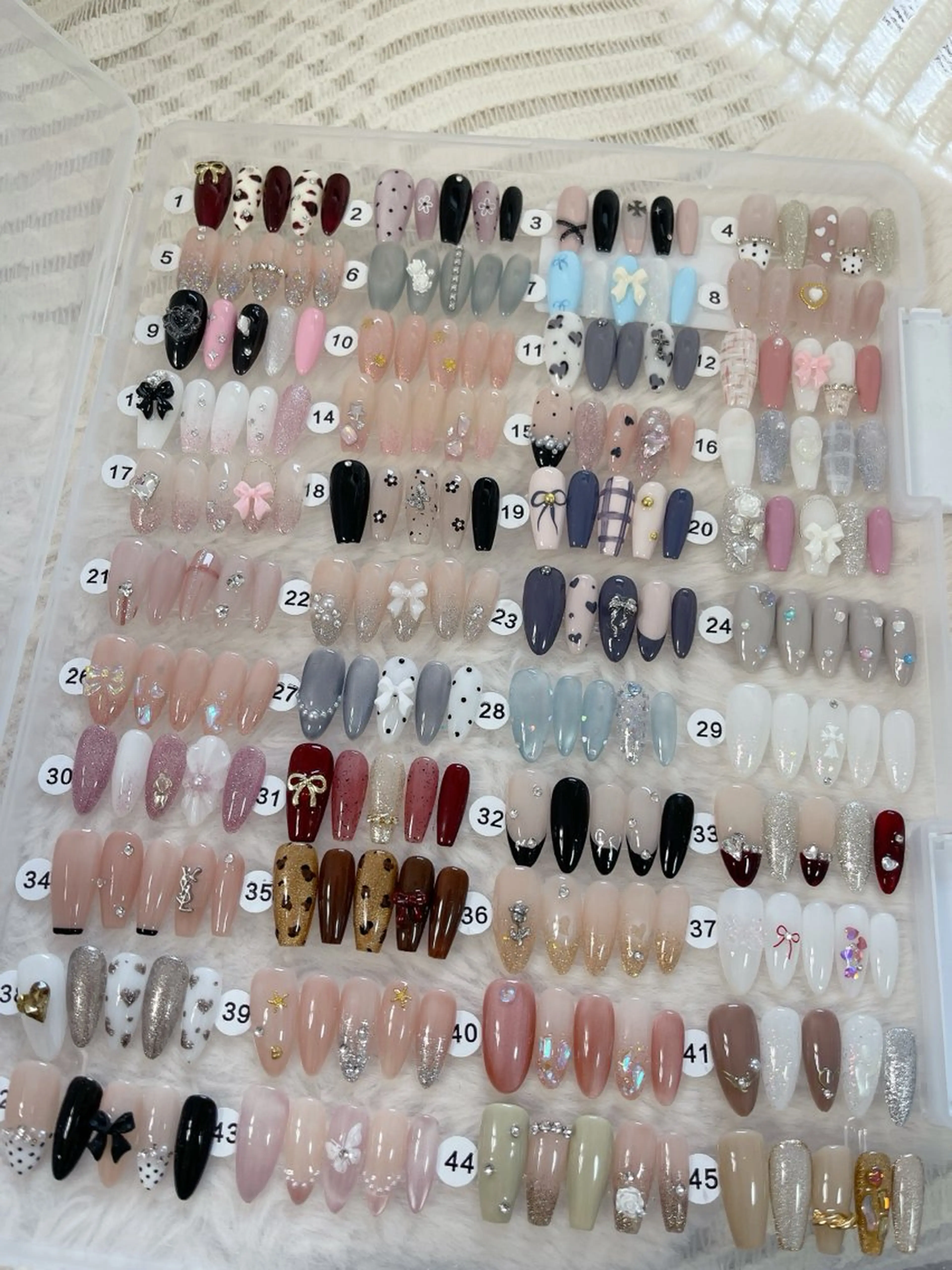 ネイル ハンドネイル ルリン サロン💅のネイルデザイン