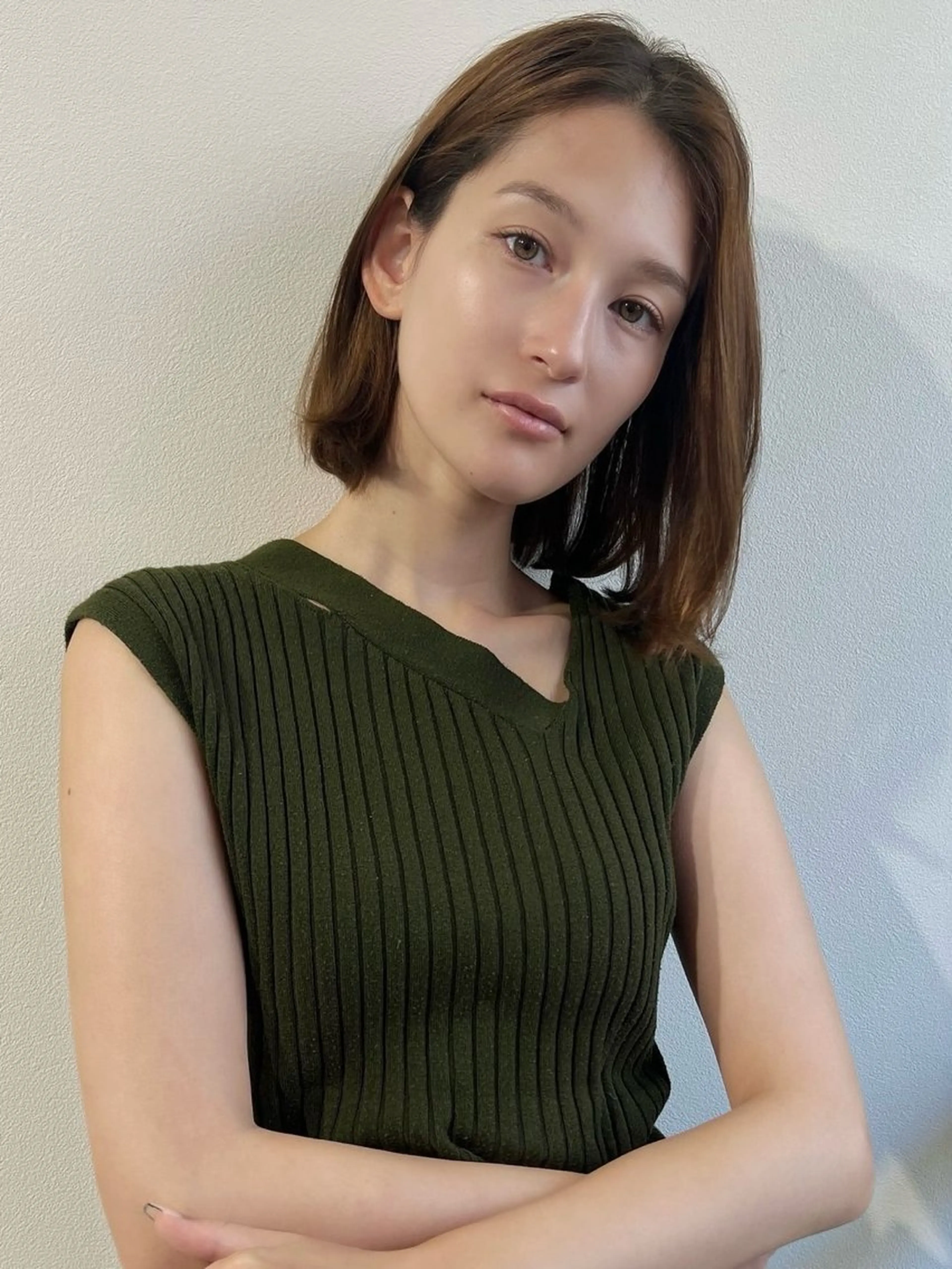 ミディアム ボブ 菅原リキヤ くびれレイヤーヘアのヘアスタイル