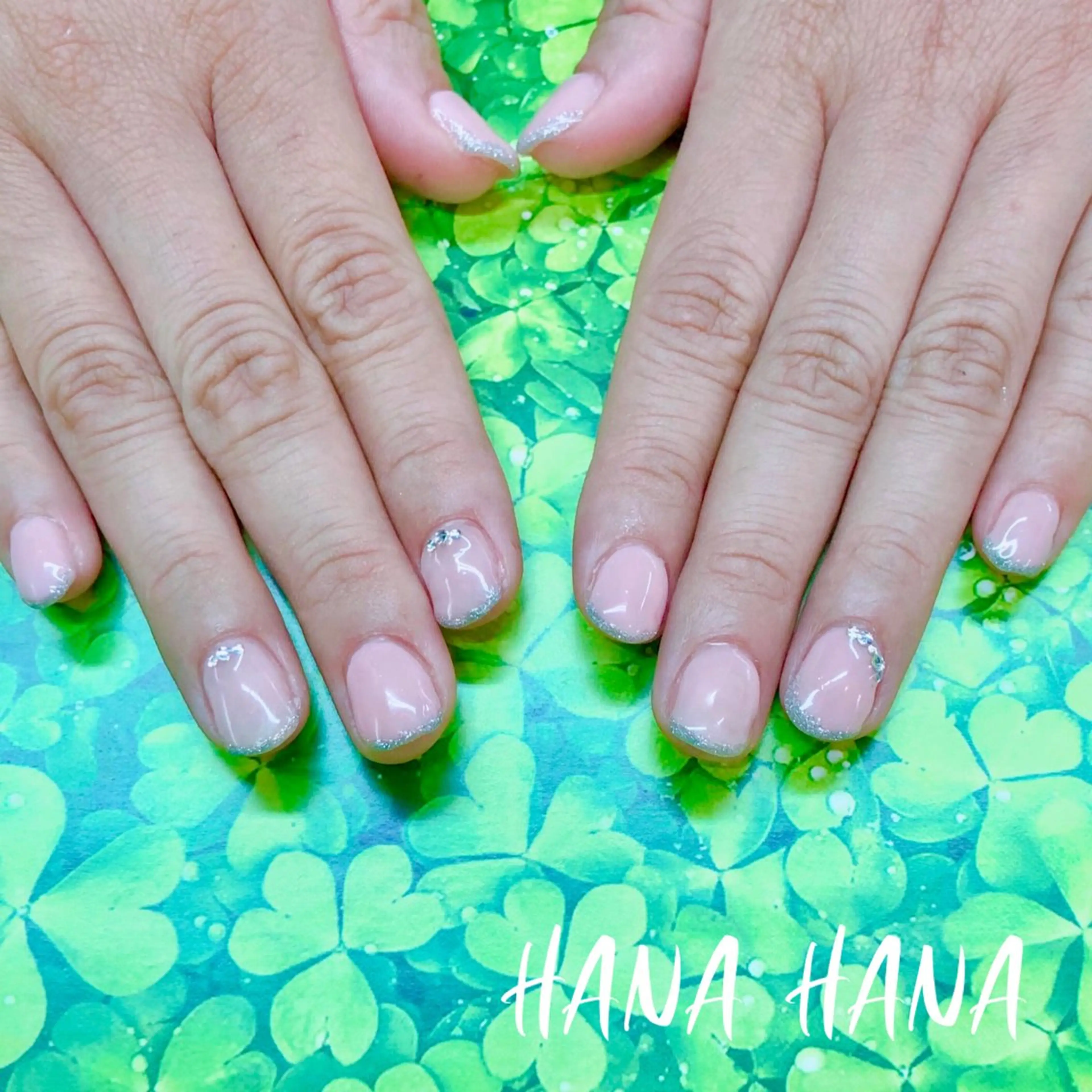 ネイル ジェルネイル HANAHANAのネイルデザイン