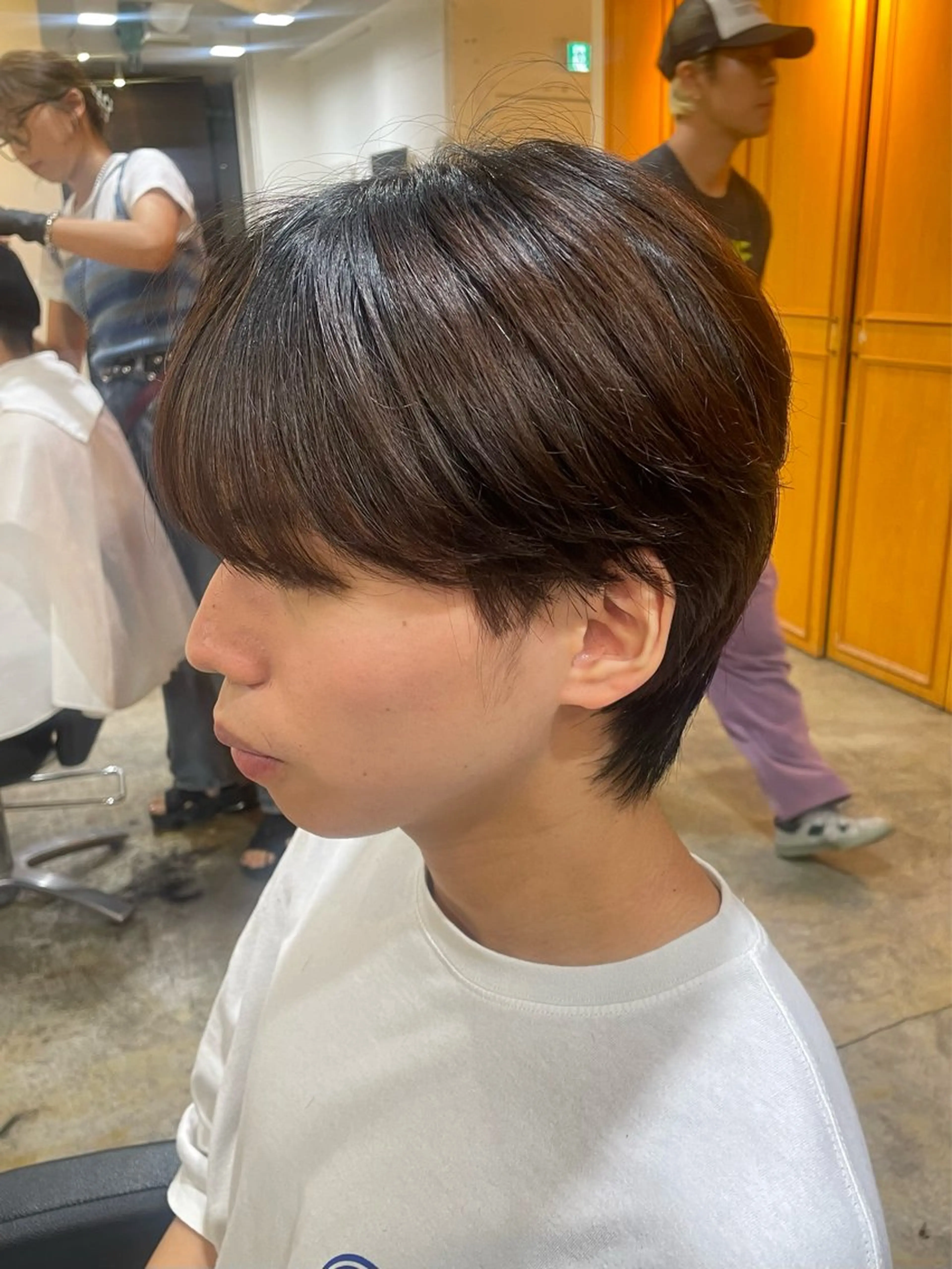 ミディアム メンズ メンズウルフカット ウルフカット RIN／韓国ヘア レイヤーカットのヘアスタイル