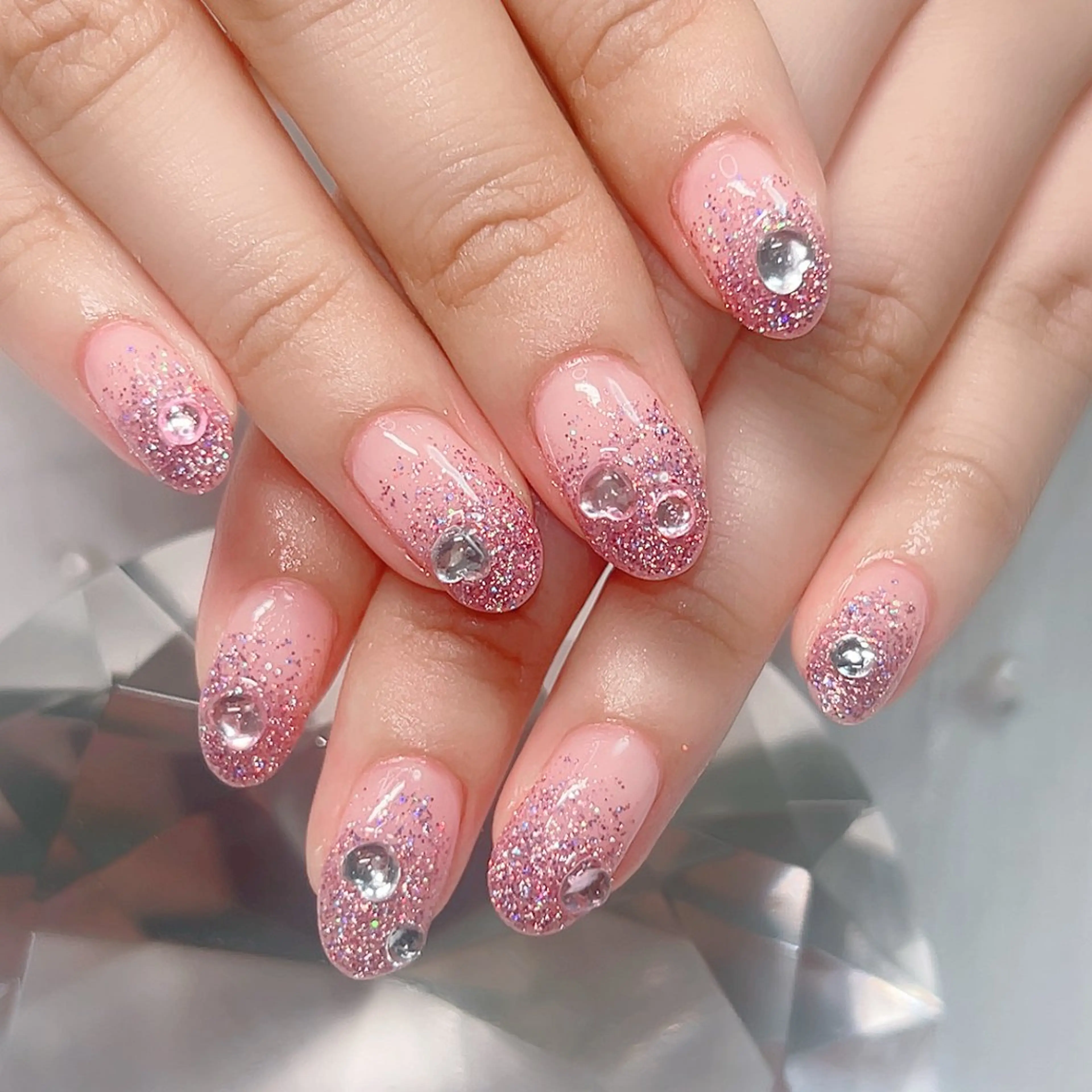 ネイル アートネイル オーロラネイル ジェルネイル グリーン ホログラムネイル ハンドネイル Cute Tips nailのネイルデザイン