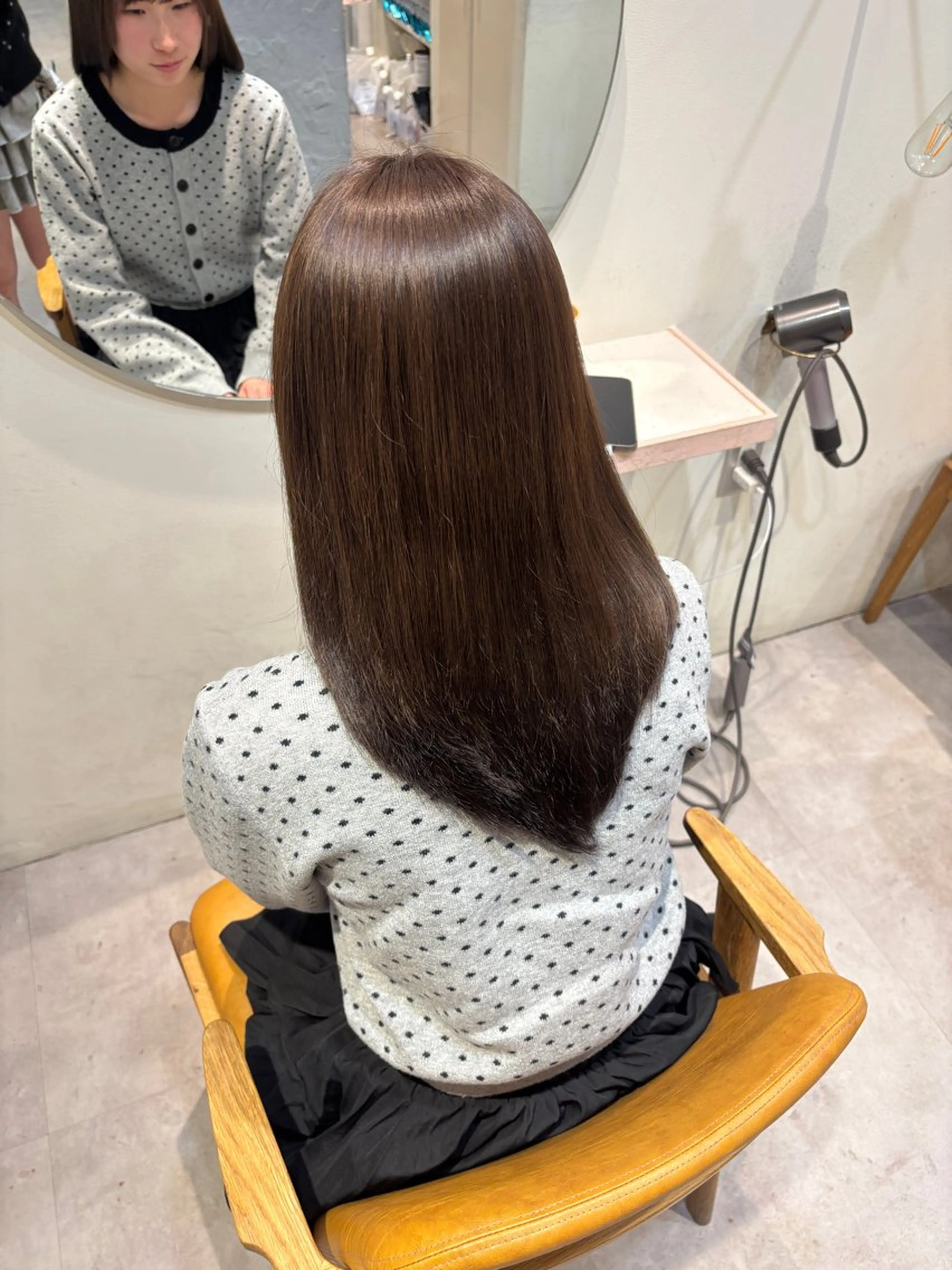 セミロング カラー roka ʜᴀʀᴜᴋᴀのヘアスタイル