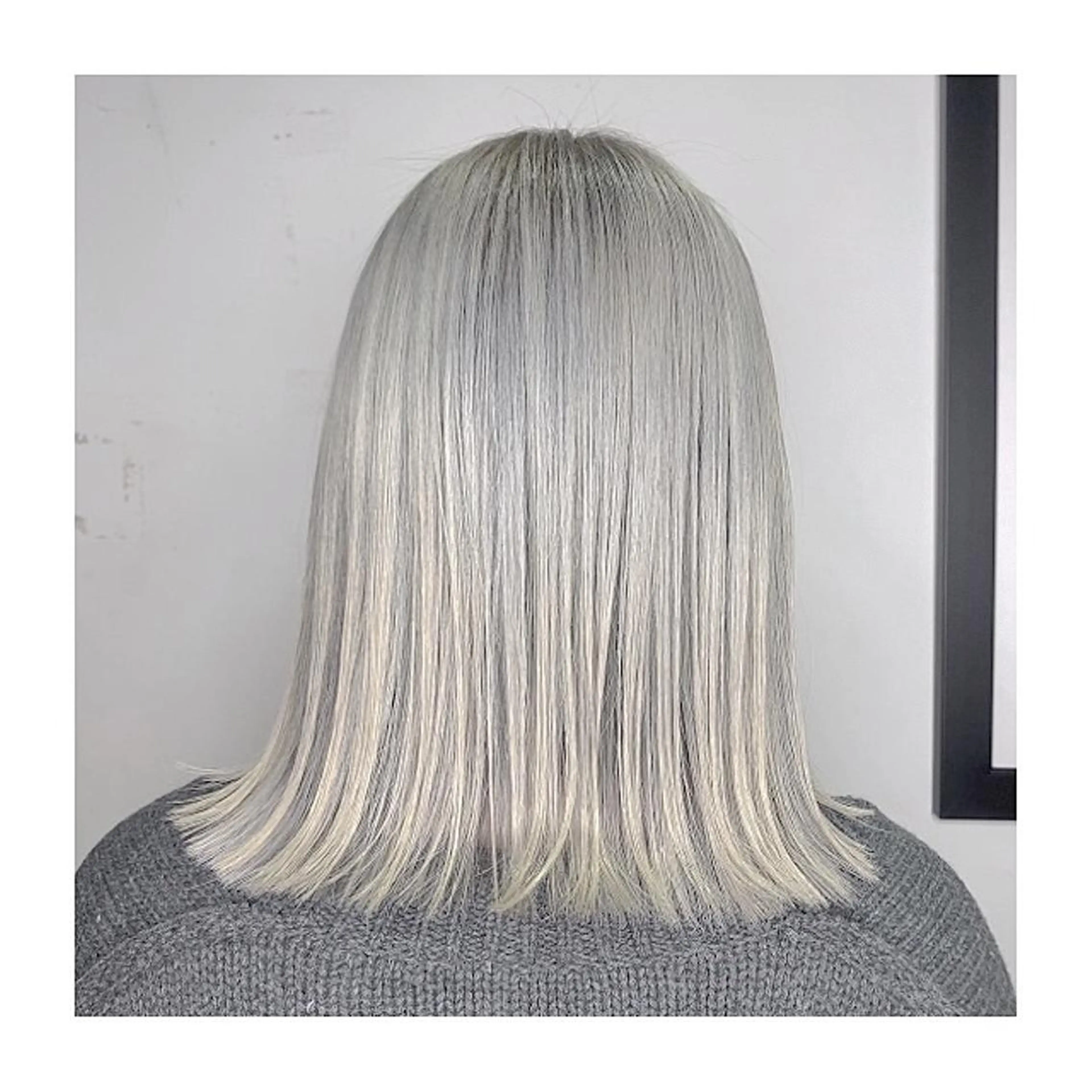 ミディアム カラー ブリーチ ハイトーンカラー カット ヘアカラー 💚 nao💚のヘアスタイル