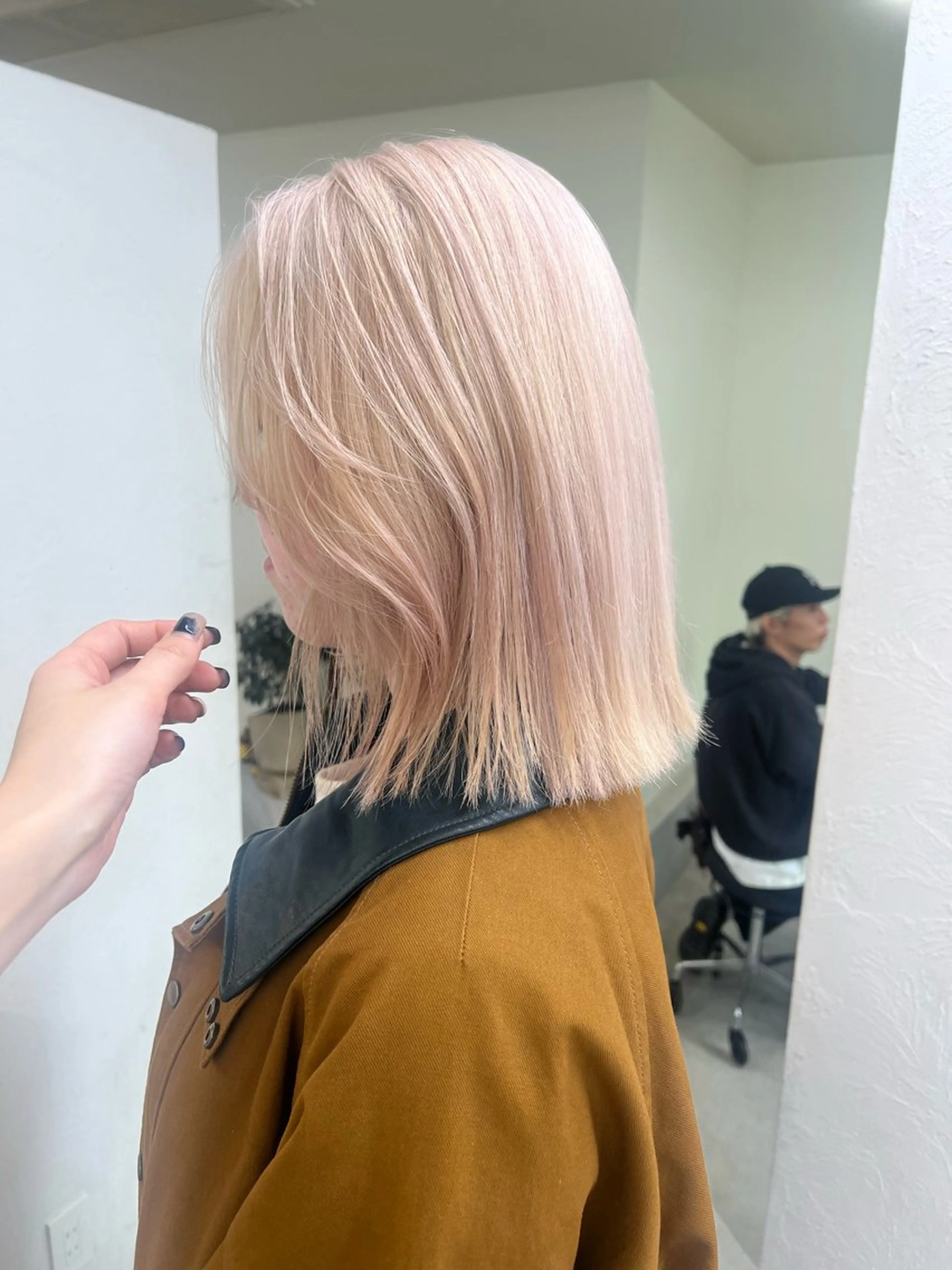 ミディアム 小林 美咲のヘアスタイル