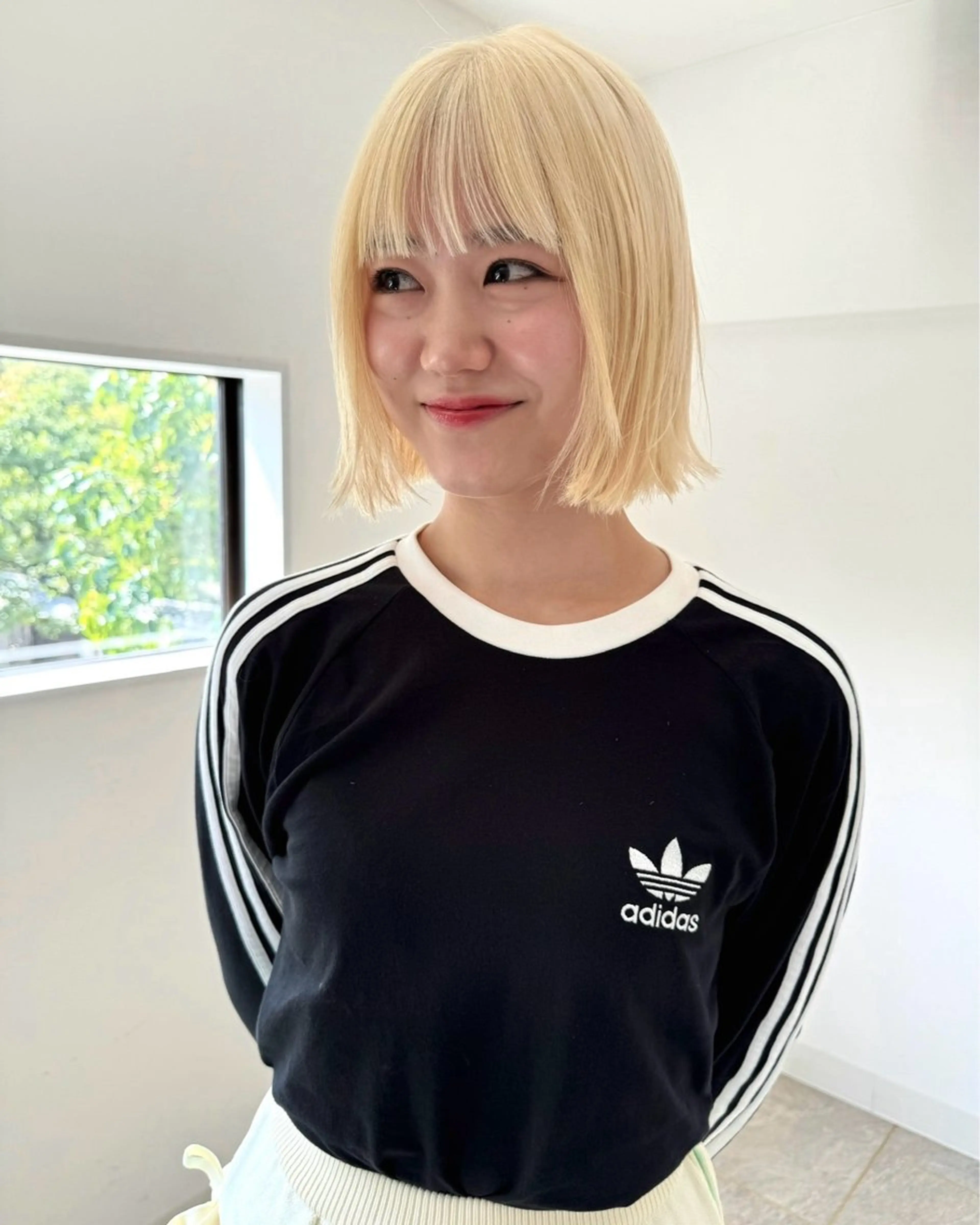 ショート カラー ブロンド ホワイトブロンド カット ヘアカラー トリートメント デザイン/レイヤー Kaito🐩/栄のヘアスタイル