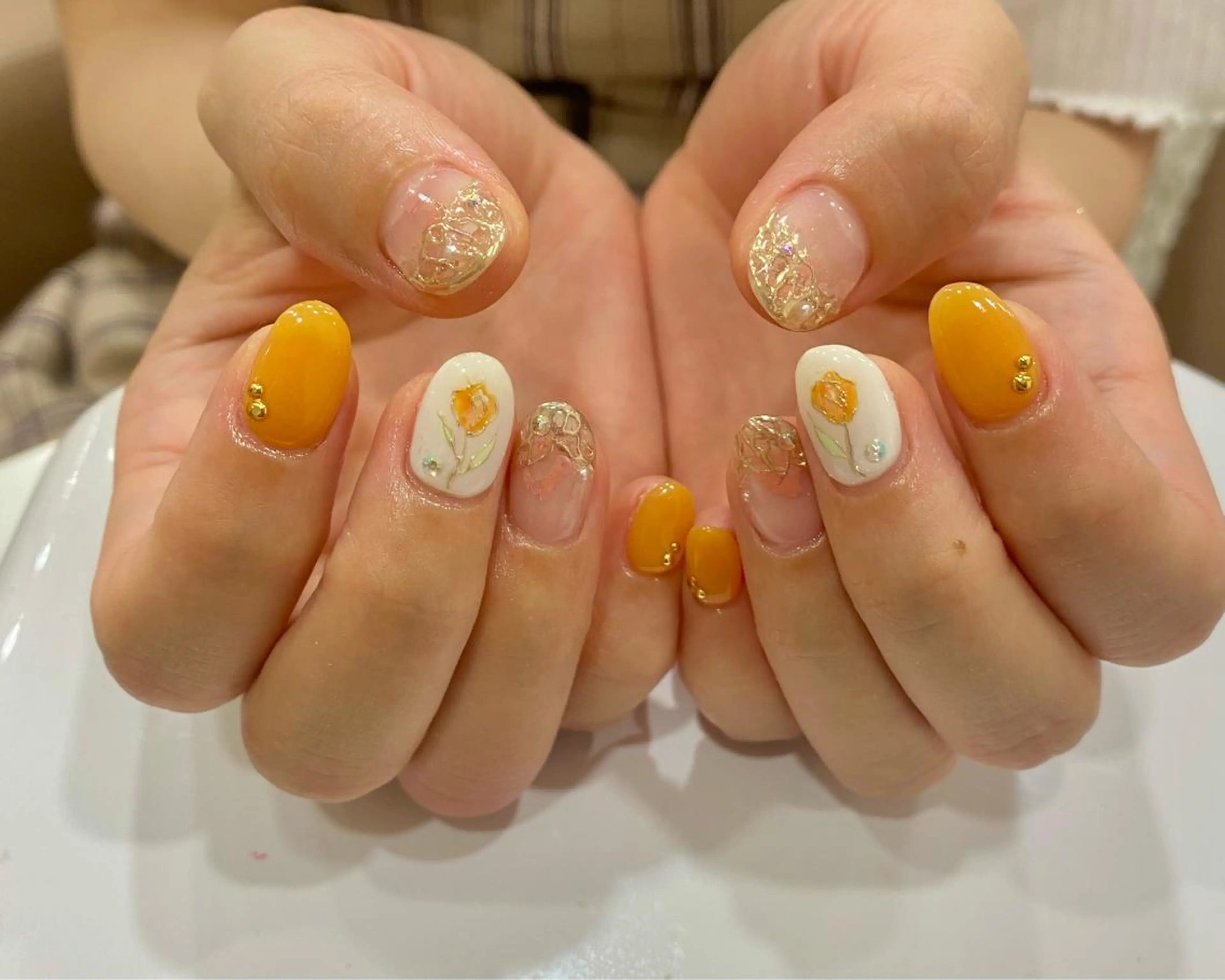 ネイル 安藤 彩乃のネイルデザイン