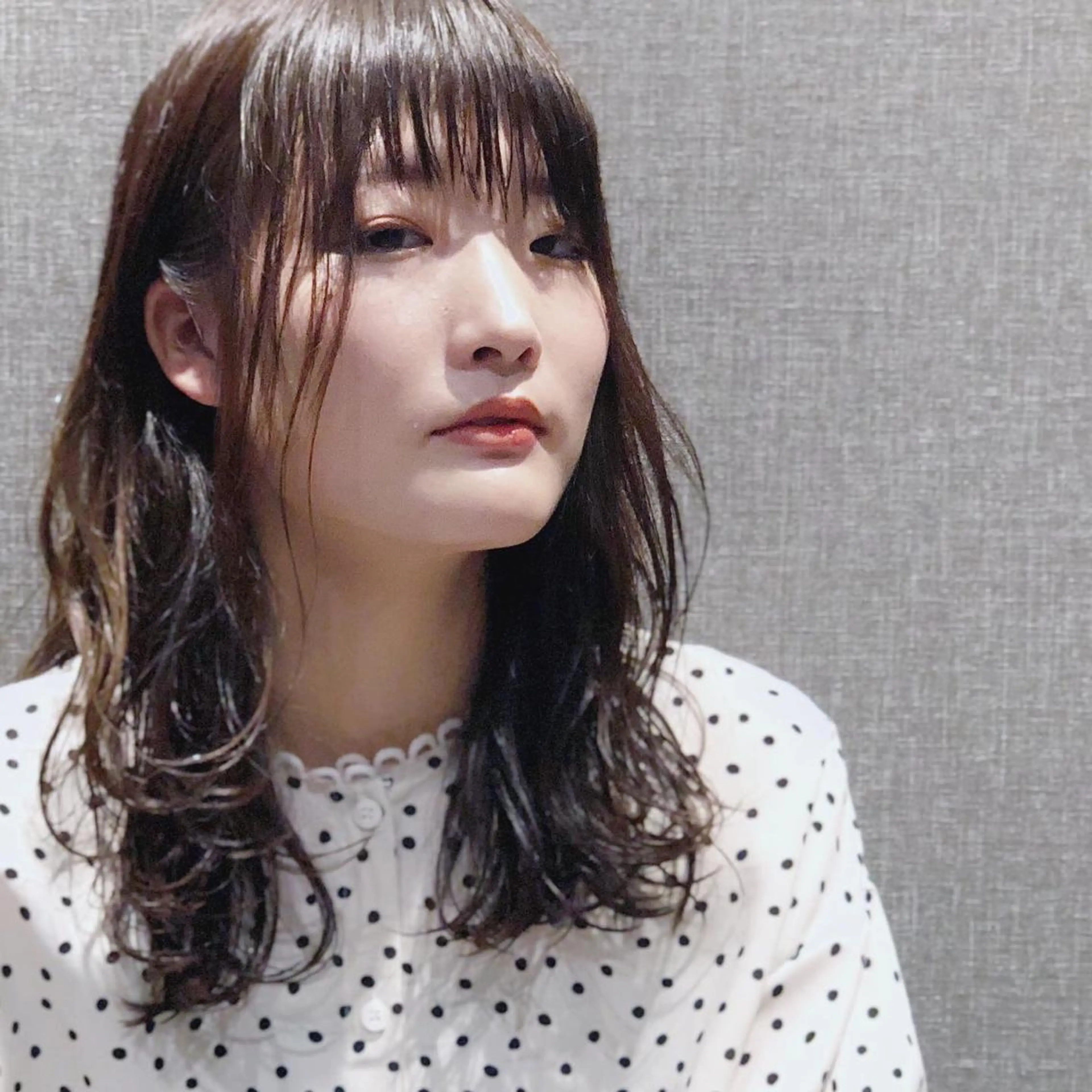 ロング シースルーバング 柿本拓【全席完全個室 ログネオン】のヘアスタイル