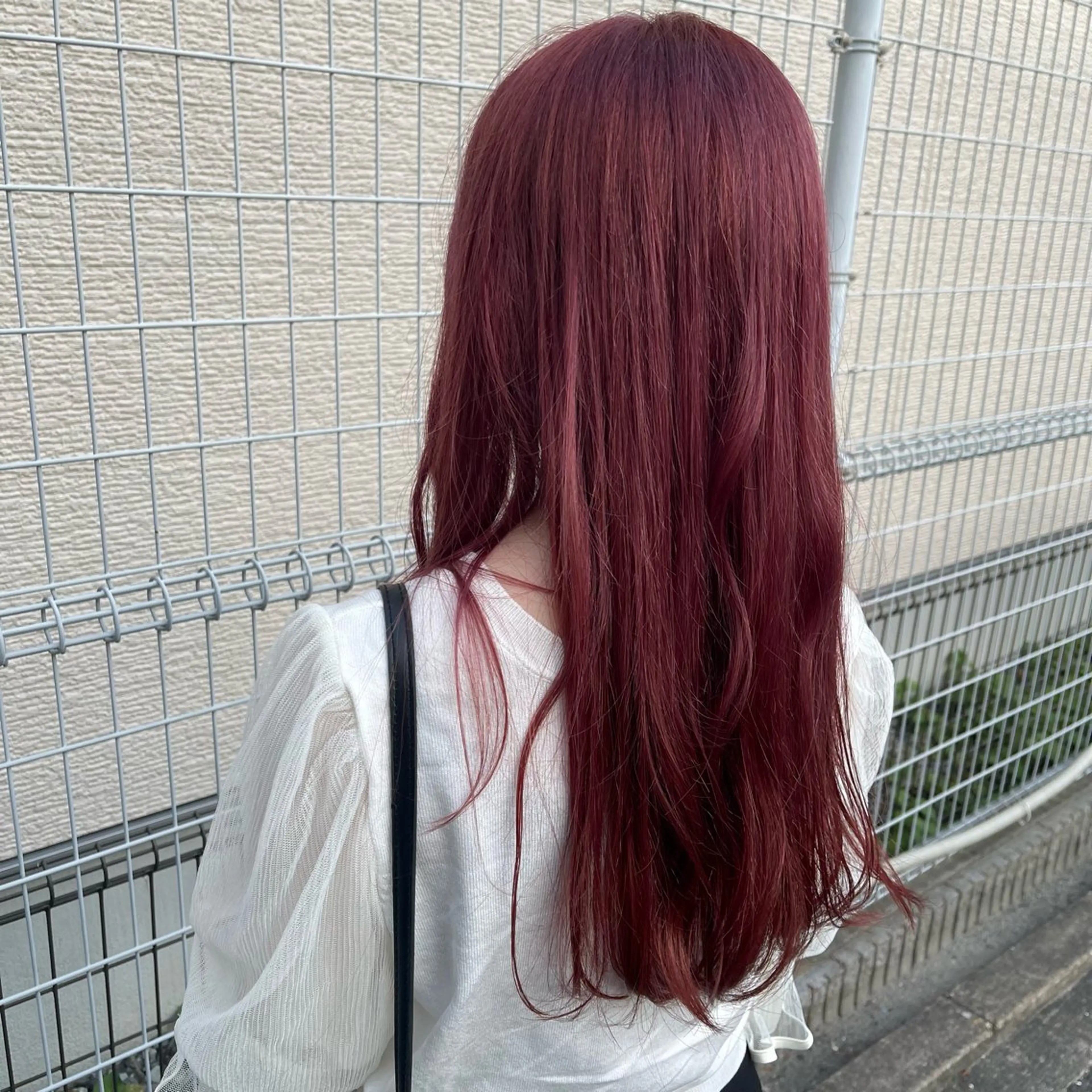 ロング 由比藤理子 ブリーチカラー🌈のヘアスタイル