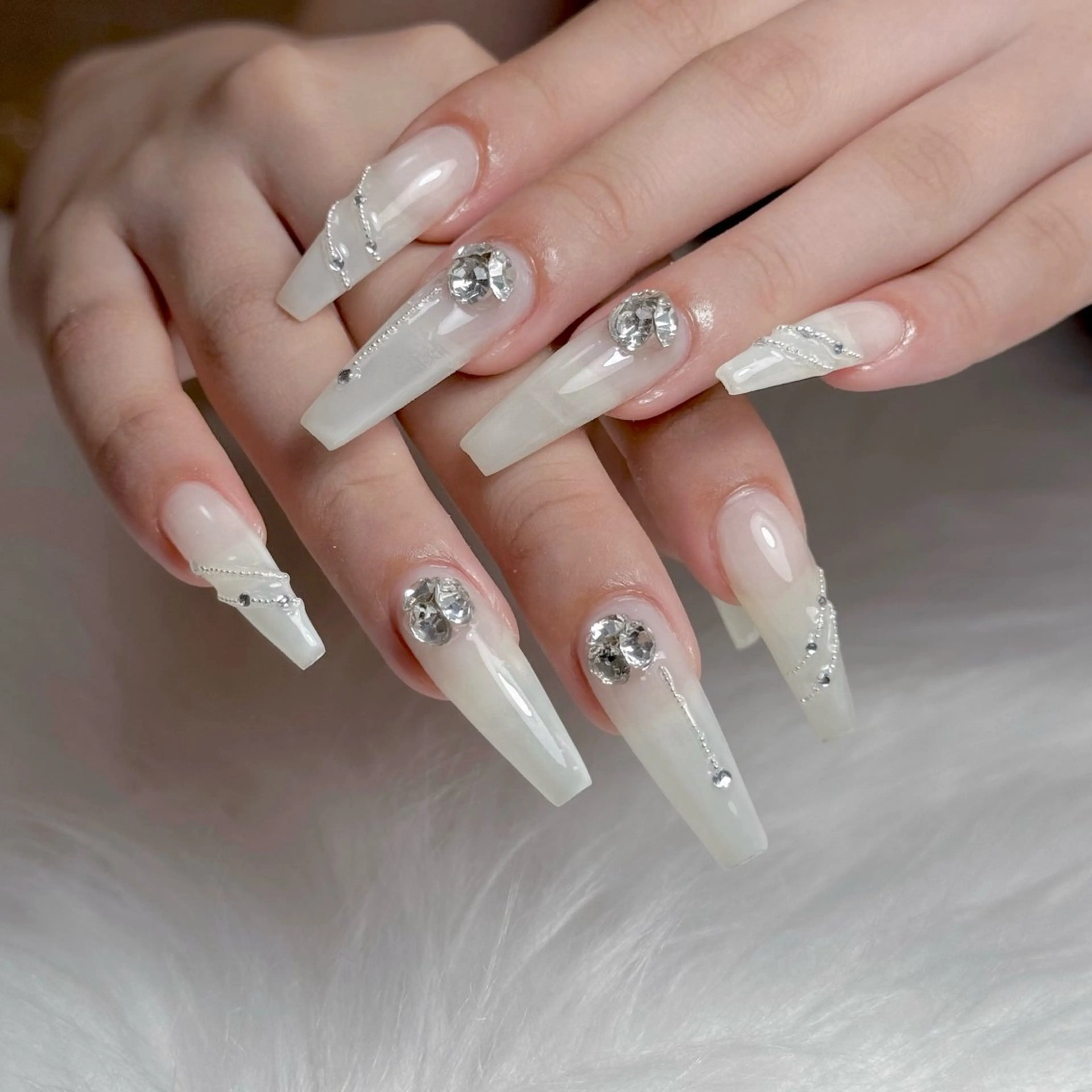 ネイル ワンホンネイル nailsalon ChuColaのネイルデザイン