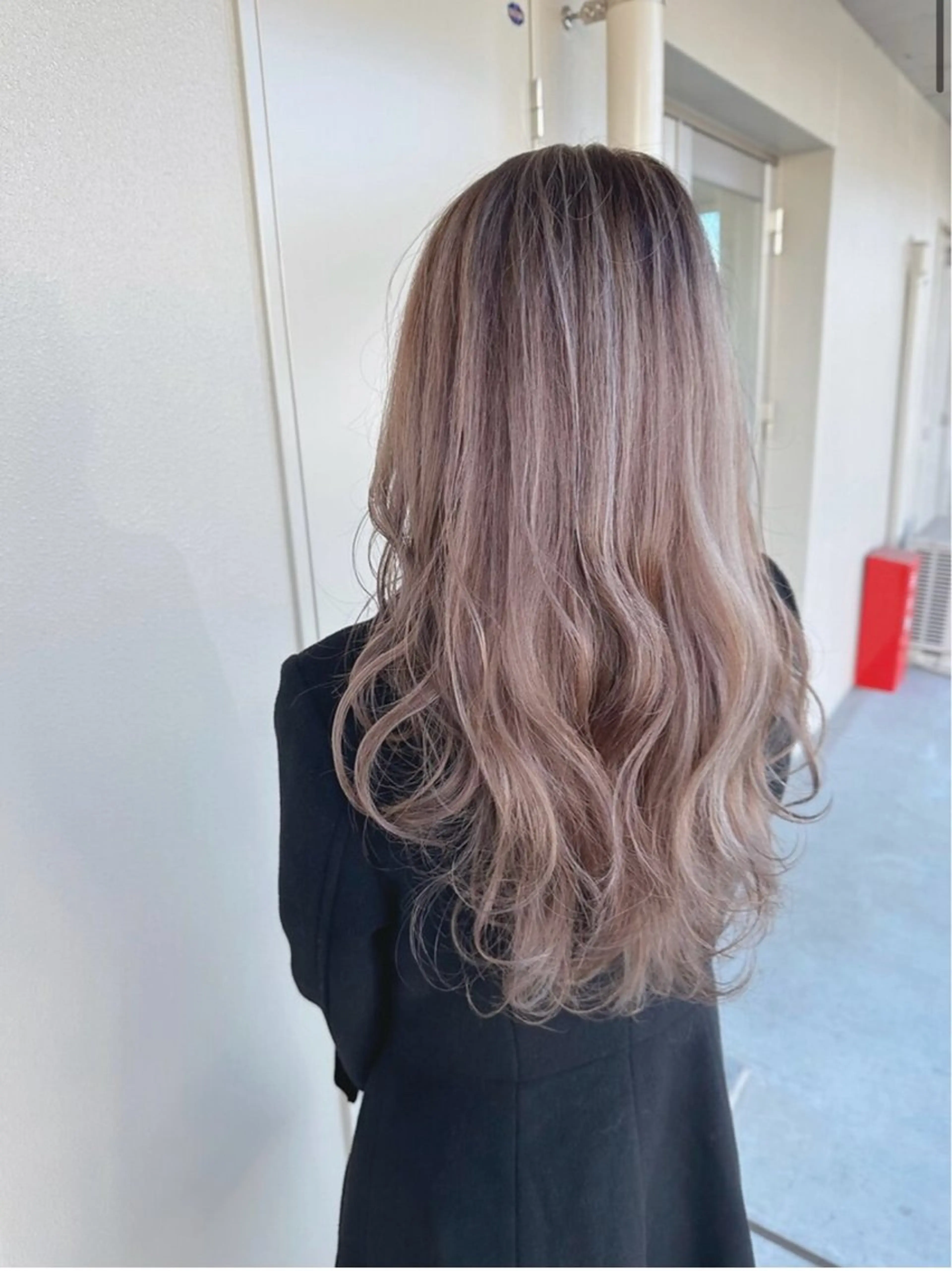 カラー 山田 誠也のヘアスタイル