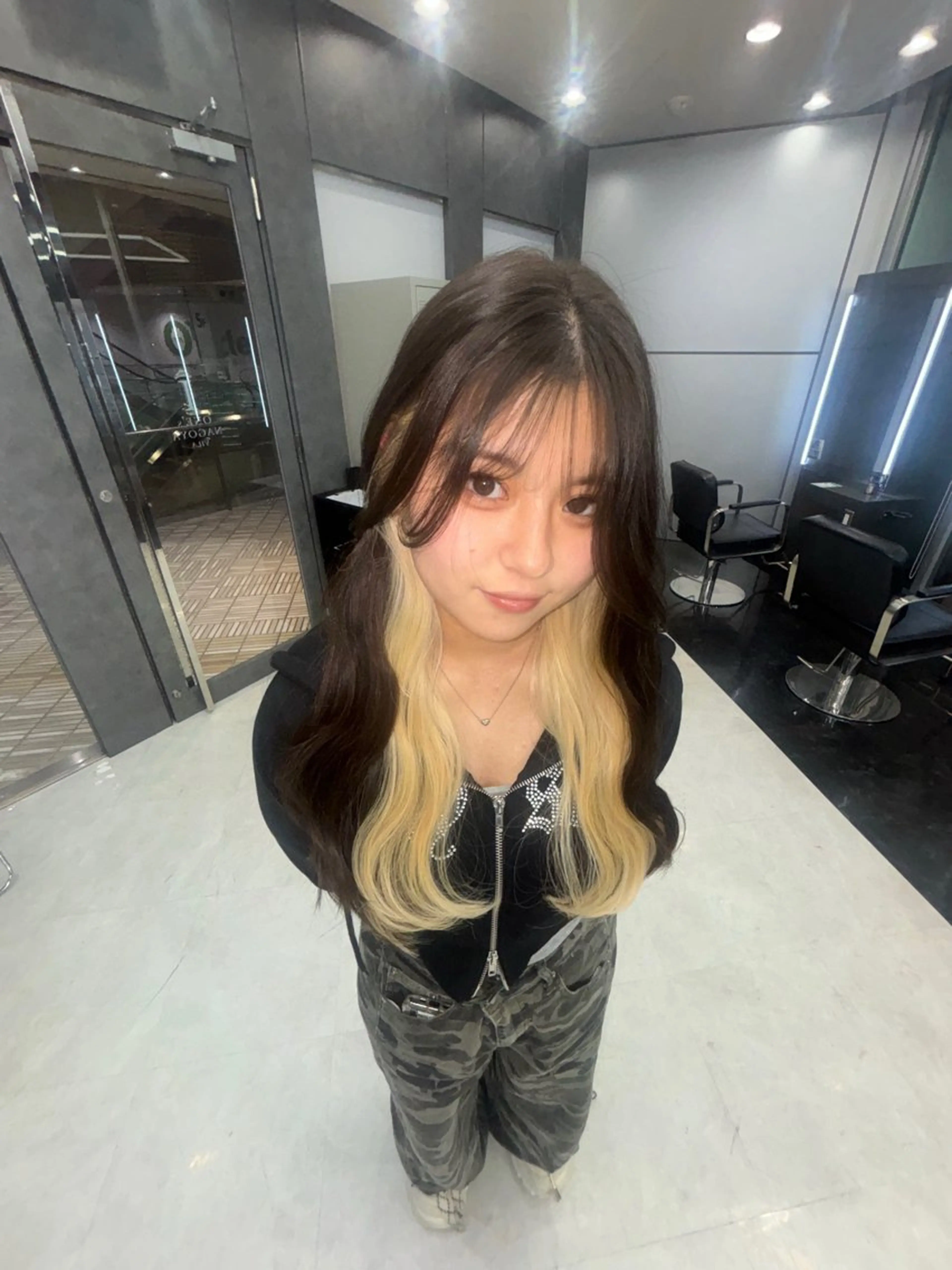 ロング カラー ヘアアレンジ ヘアカラー トリートメント ミルクティー/ピンク カラー/ みう🎀のヘアスタイル