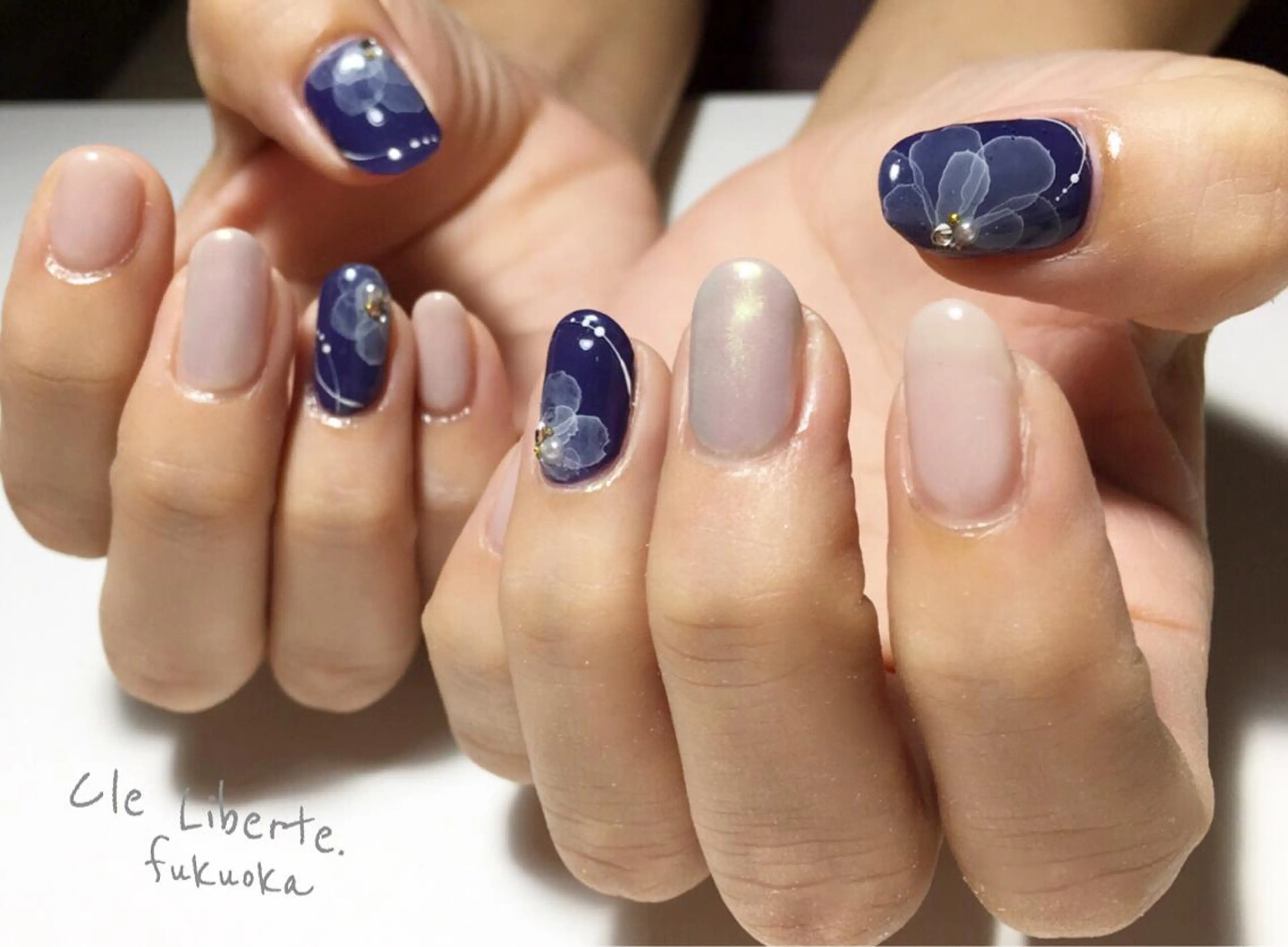 ネイル Elio所属・Elio 国泰寺のネイルデザイン