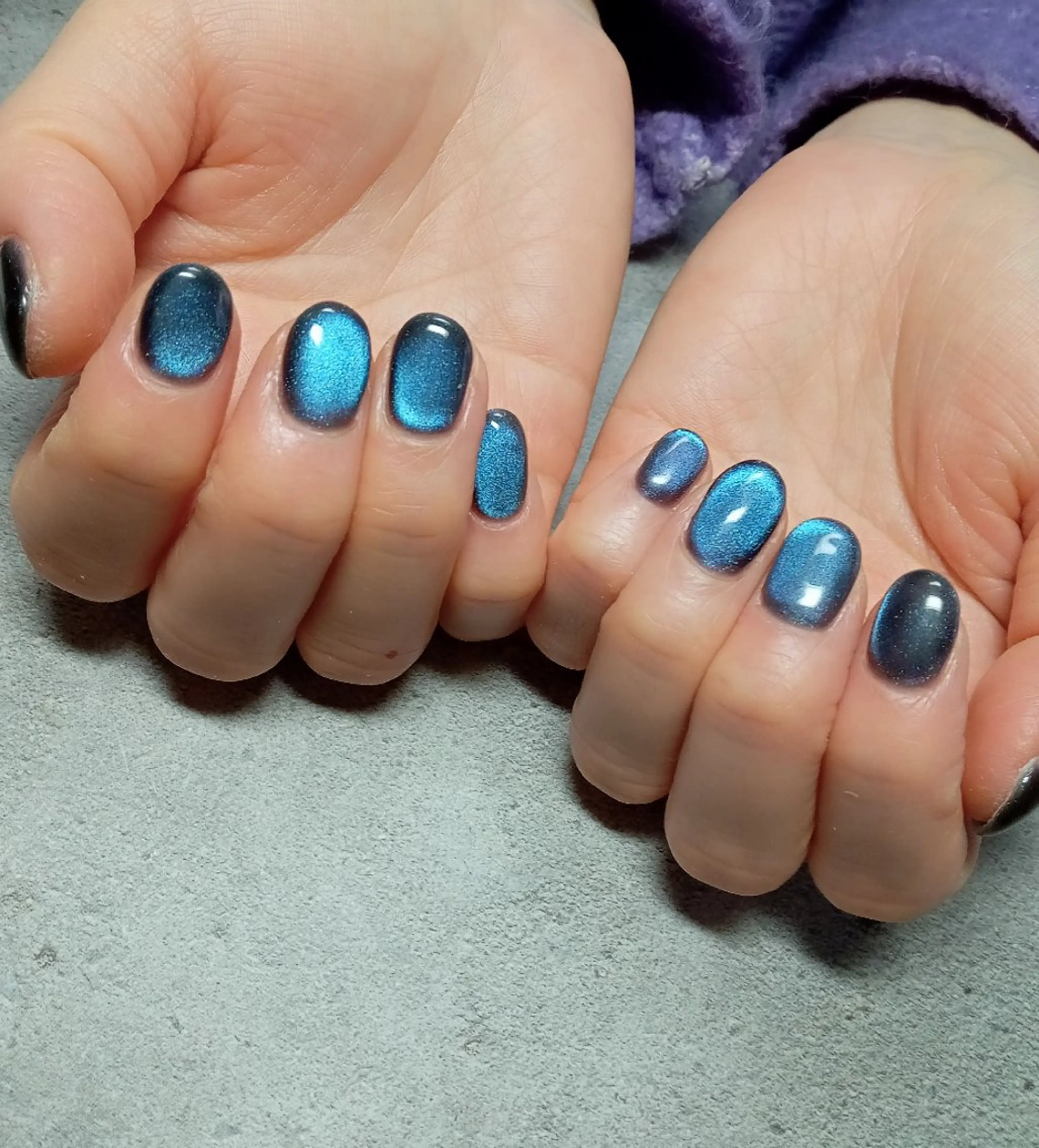 ネイル キラキラネイル マグネットネイル ビー玉ネイル 冬ネイル ハンドネイル flure de neige yukiのネイルデザイン