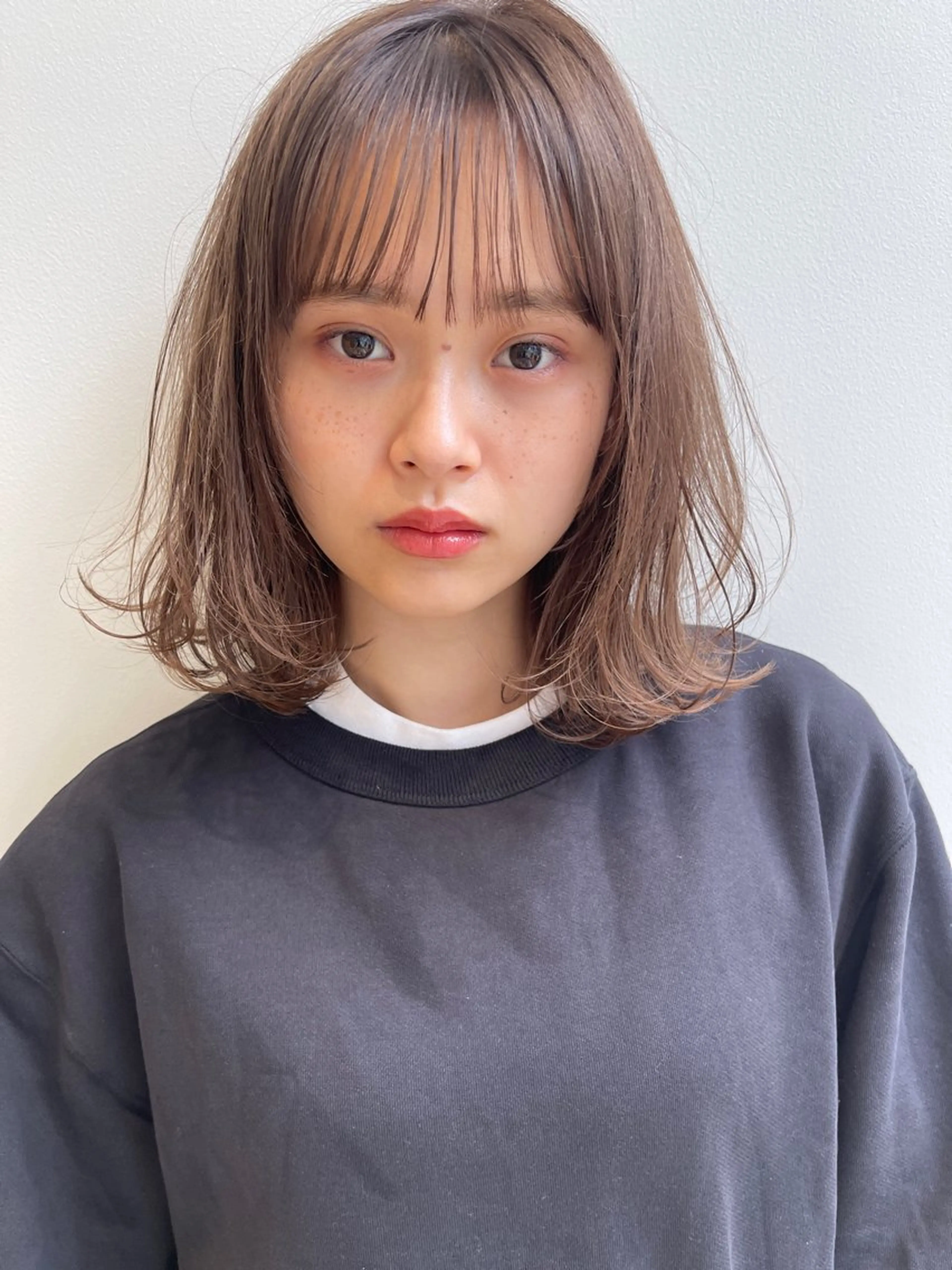 ミディアム Lano [ラノ]のヘアスタイル