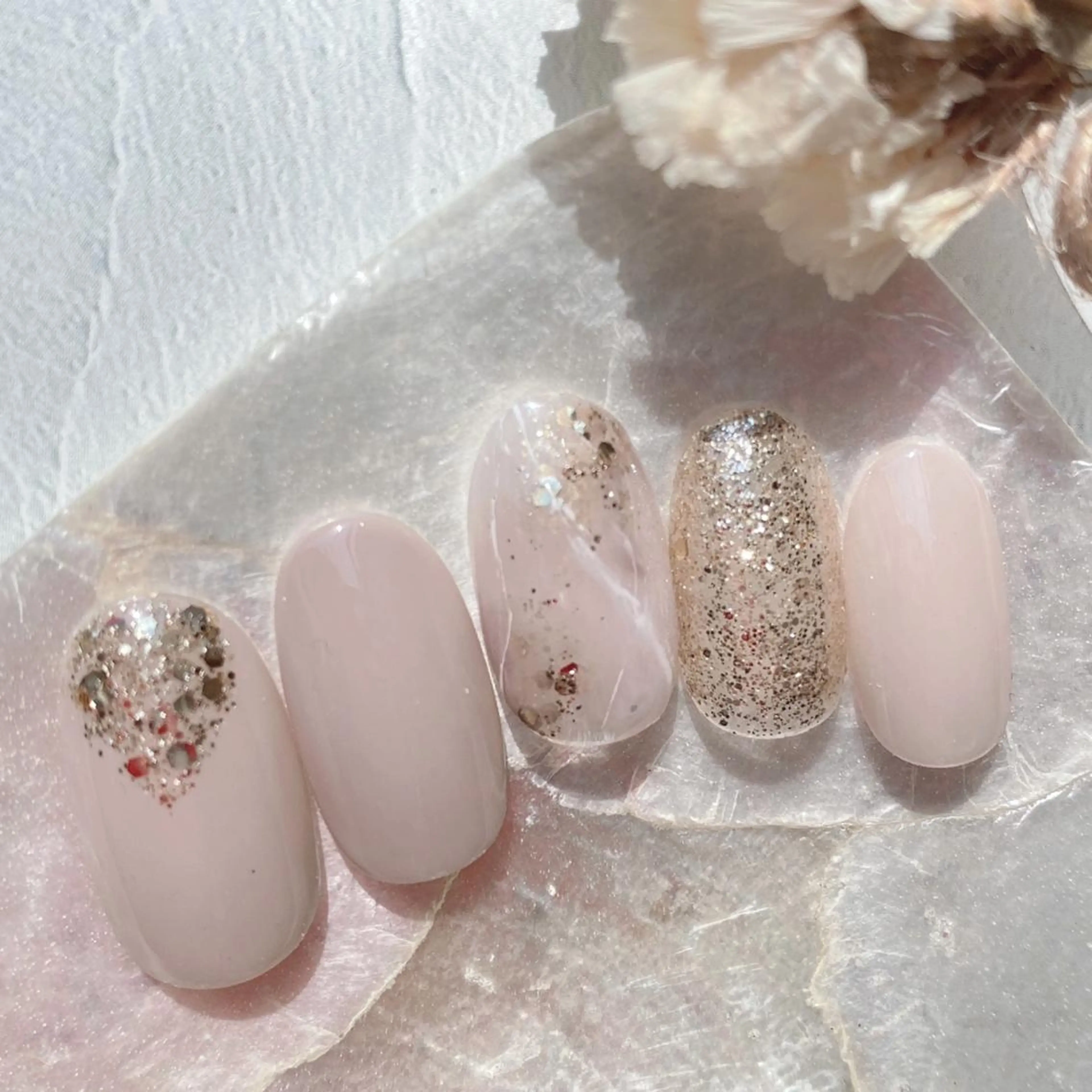 ネイル 【育児休暇中】今中 沙季のネイルデザイン