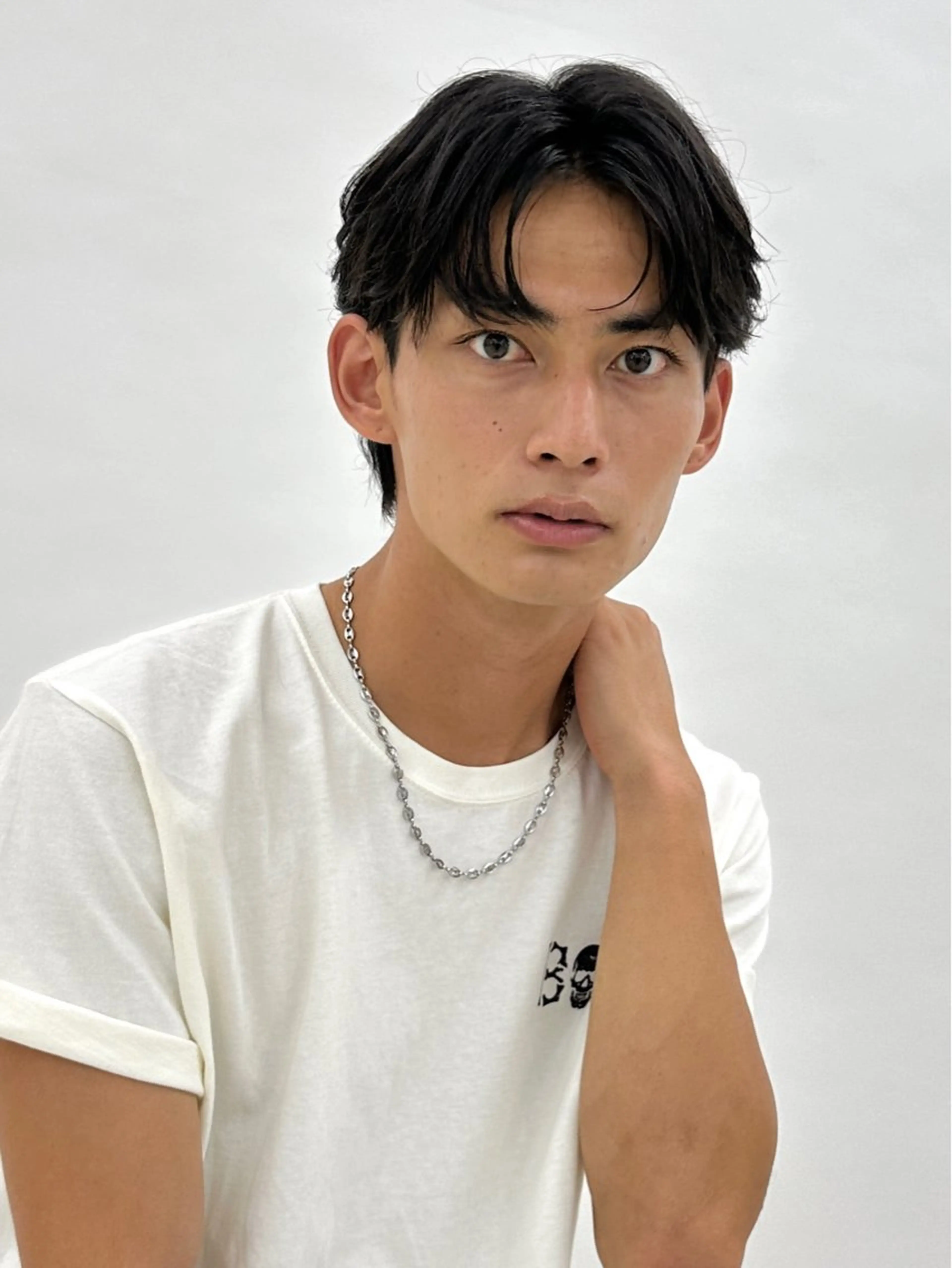 ミディアム 山中 瞬のヘアスタイル