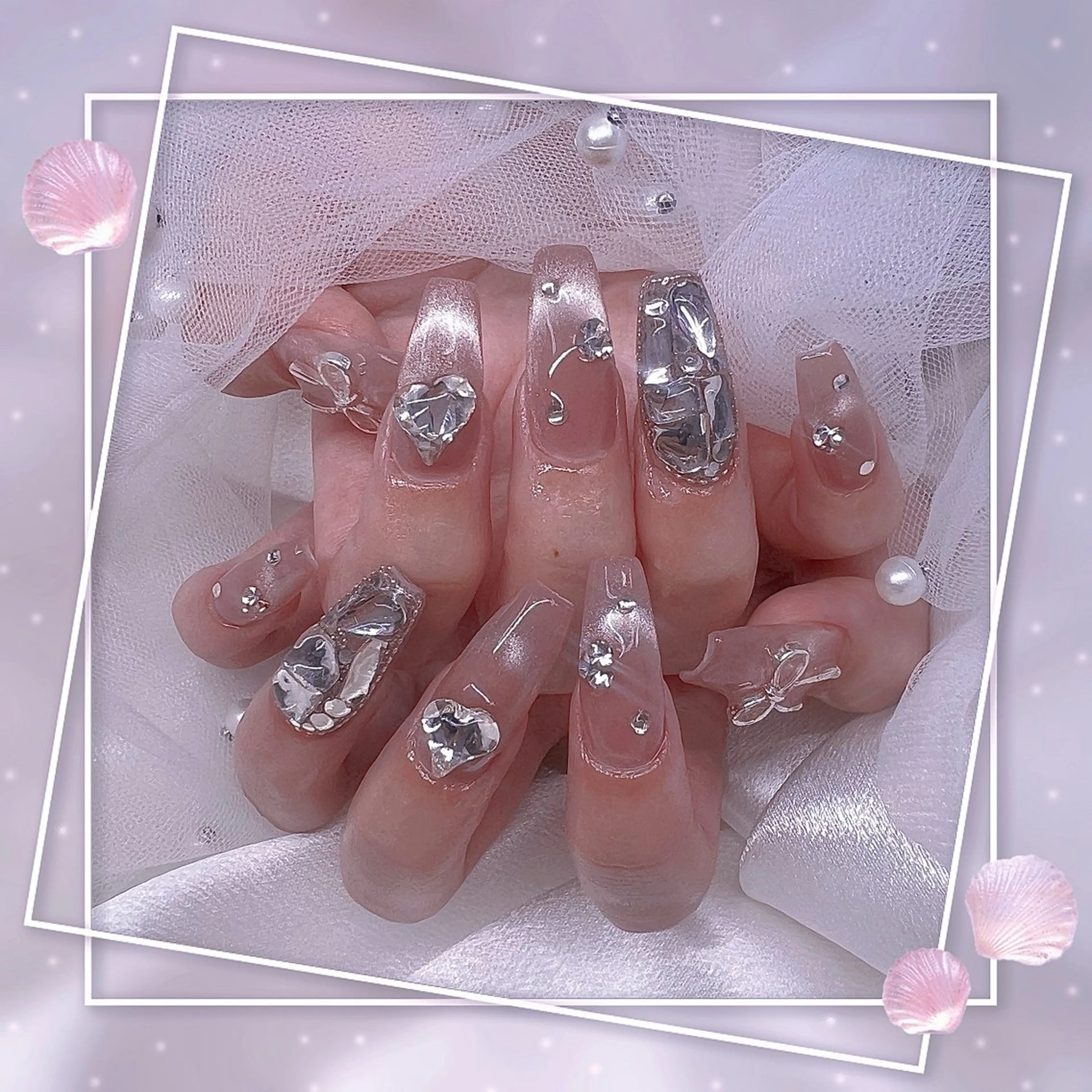 ネイル チークネイル フレンチネイル グラデーション マグネットネイル マグネットフレンチ ハンドネイル Chill Nailsalonのネイルデザイン