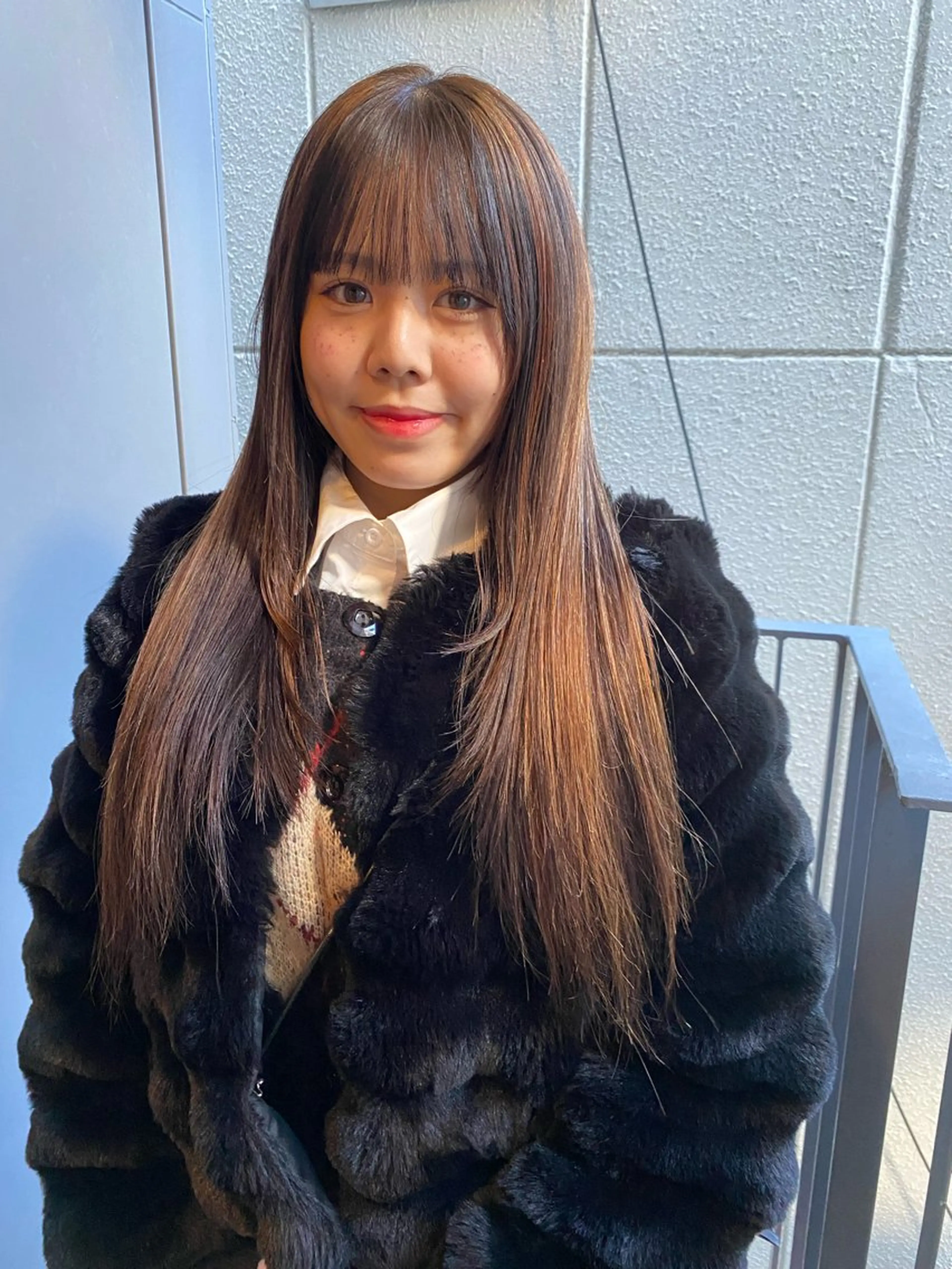 ロング カラー デザインカラー ハイライトカラー ツートーンカラー ハイライト hina💟 透明感カラーのヘアスタイル