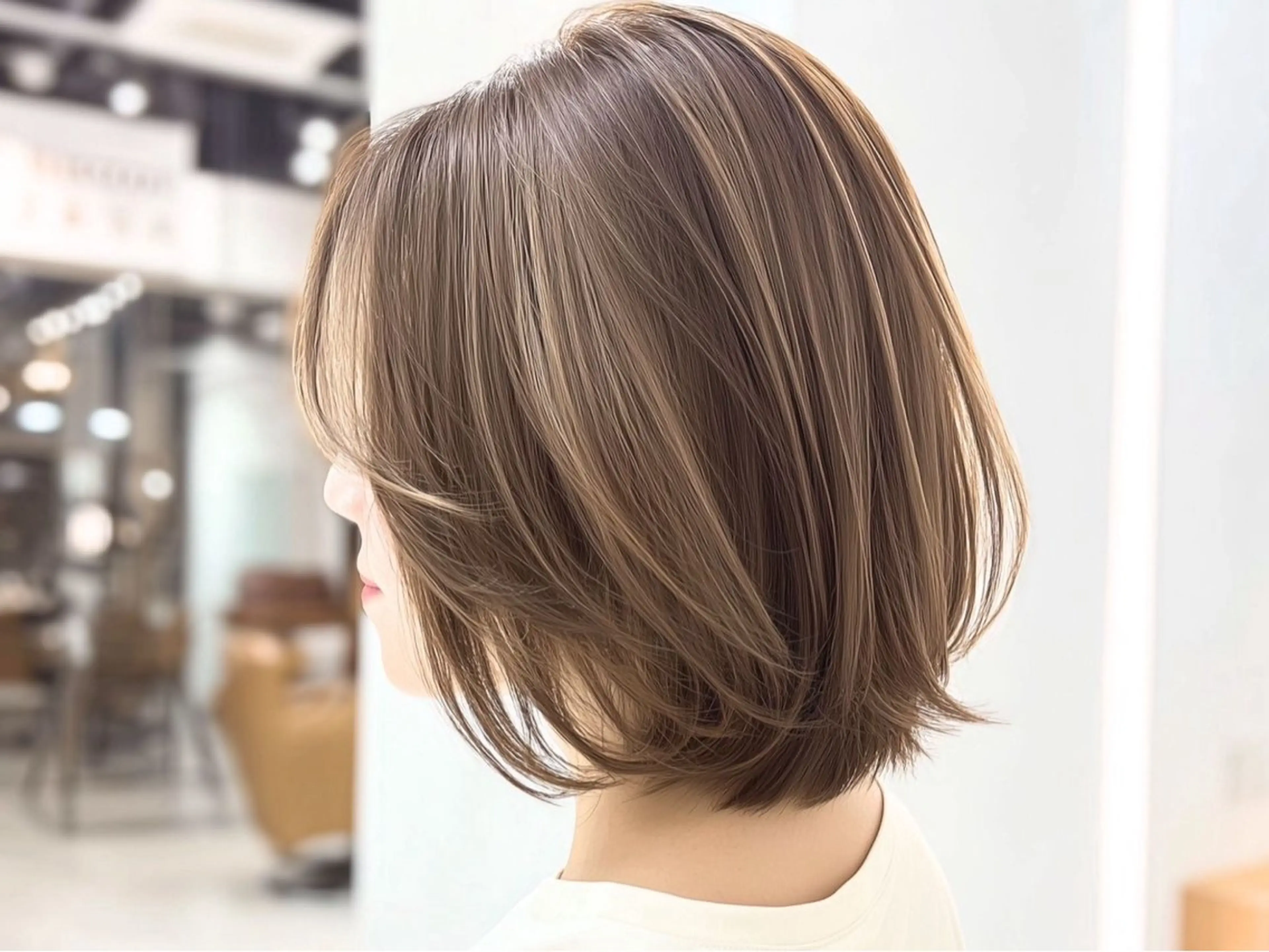 ショート カラー ハイライトカラー ハイライト カット ヘアカラー トリートメント 石川 陽斗のヘアスタイル