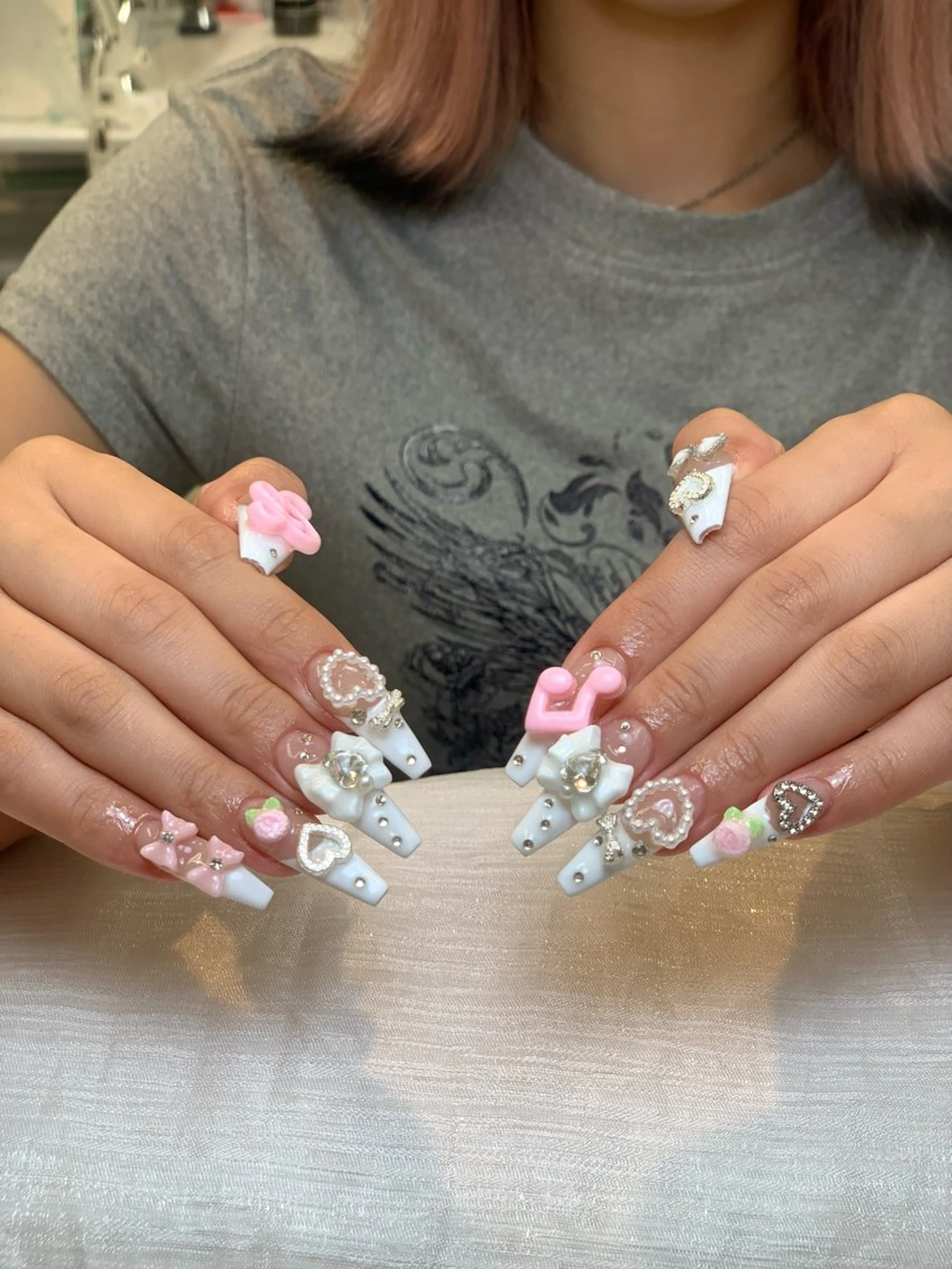 ネイル アートネイル 長さ出し ジェルネイル マグネットネイル ニュアンスネイル ハンドネイル Cloudy Chan Nailのネイルデザイン