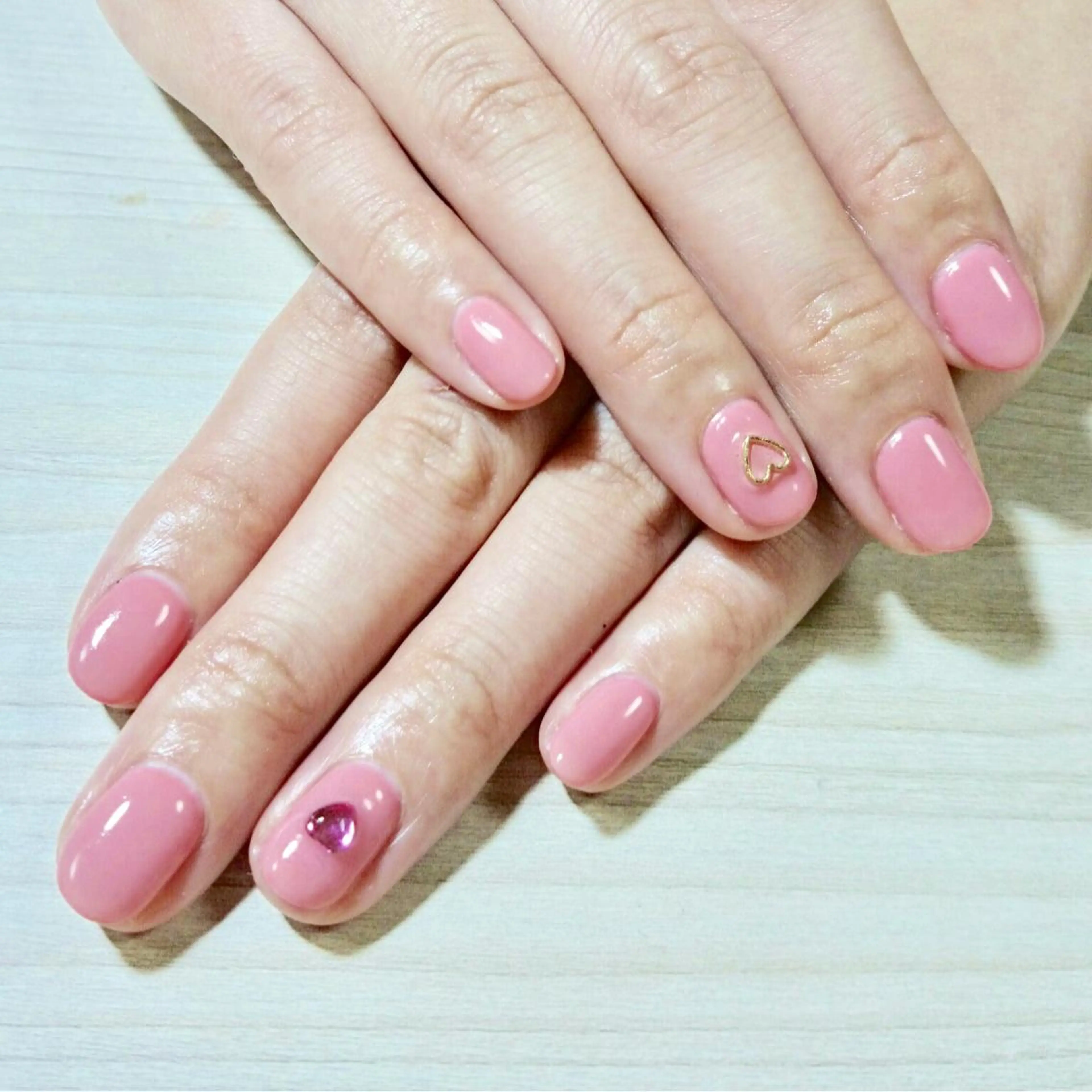 ネイル ワンカラーネイル 安藤 Charlotteのネイルデザイン