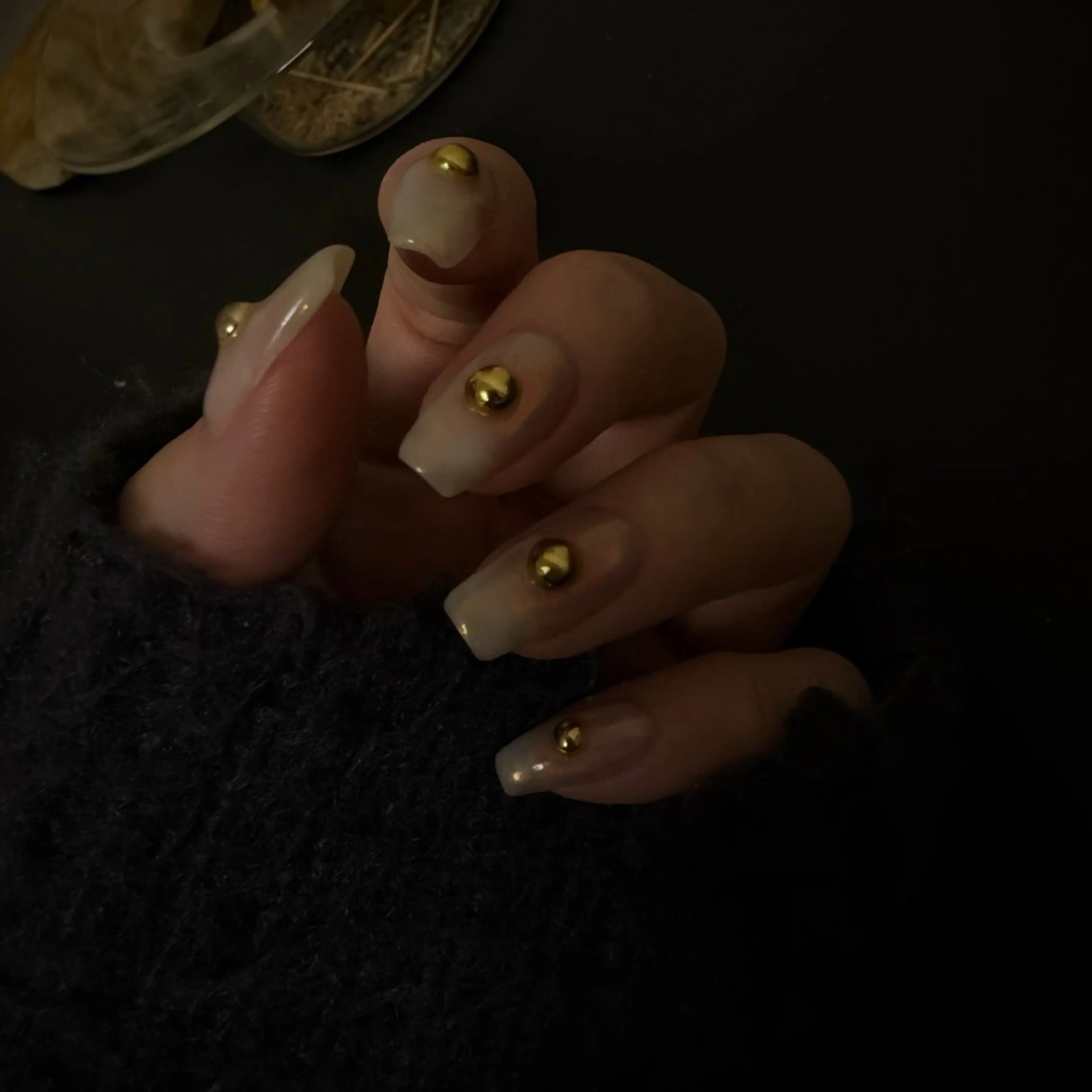 ネイル オーロラネイル オレンジ ハンドネイル Black sheep.所属・Fujimori .のネイルデザイン