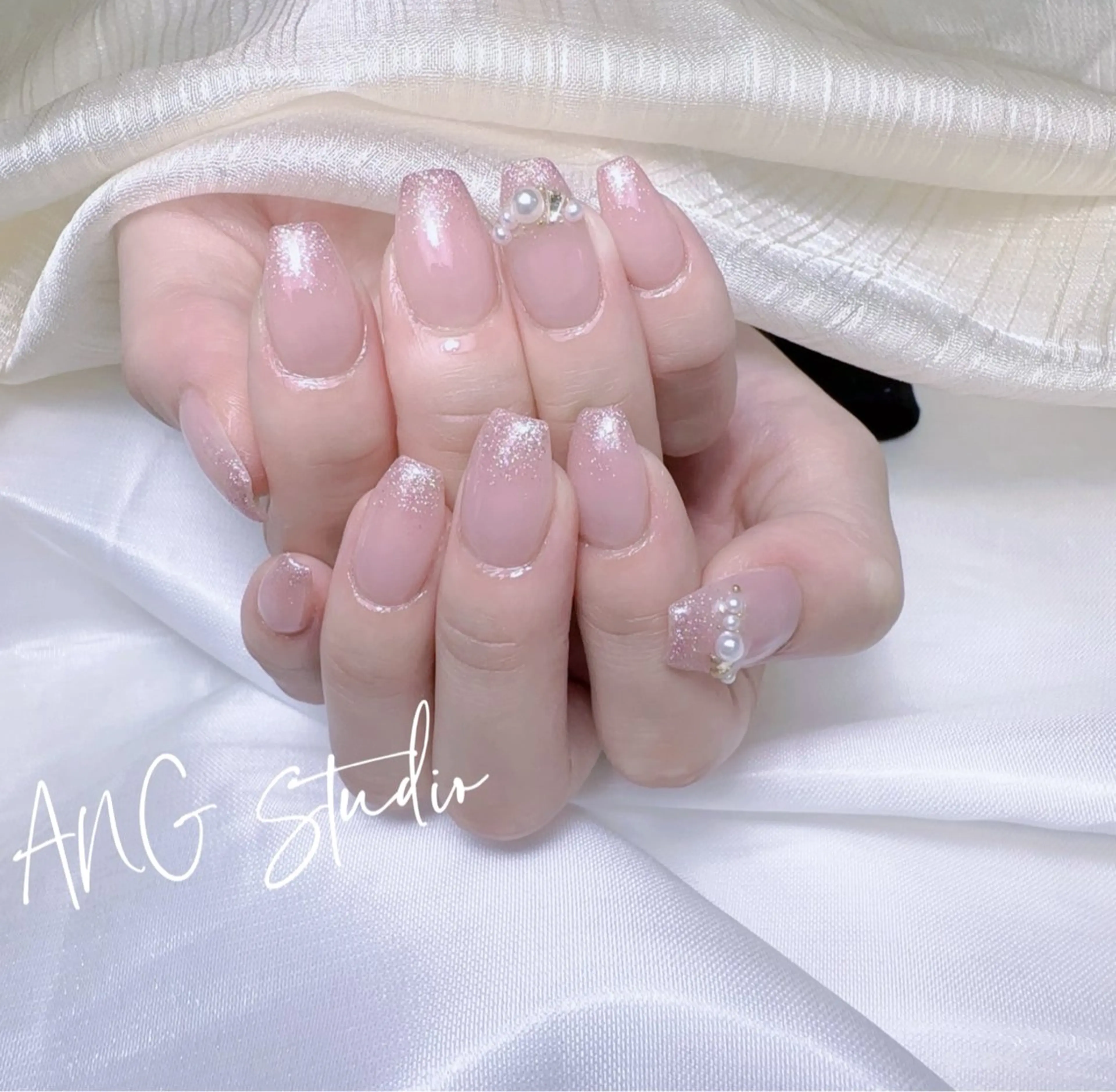 ネイル ハンドネイル ハンドケア ANG Studioのネイルデザイン