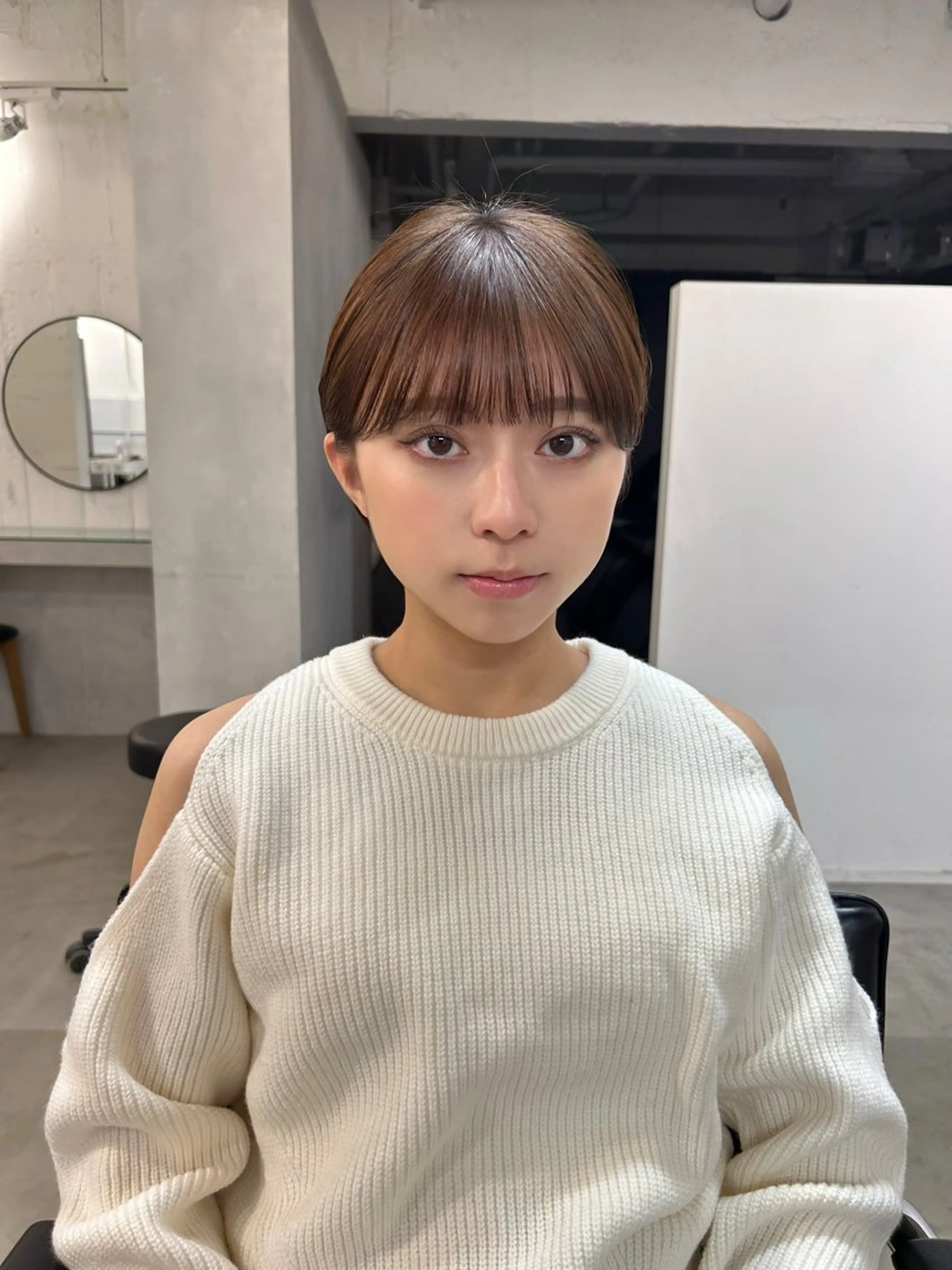 ショート カラー ベージュカラー オリーブベージュ ショートヘア カット ヘアカラー トリートメント ❤️ショートカット ・顔周りカット❤️のヘアスタイル