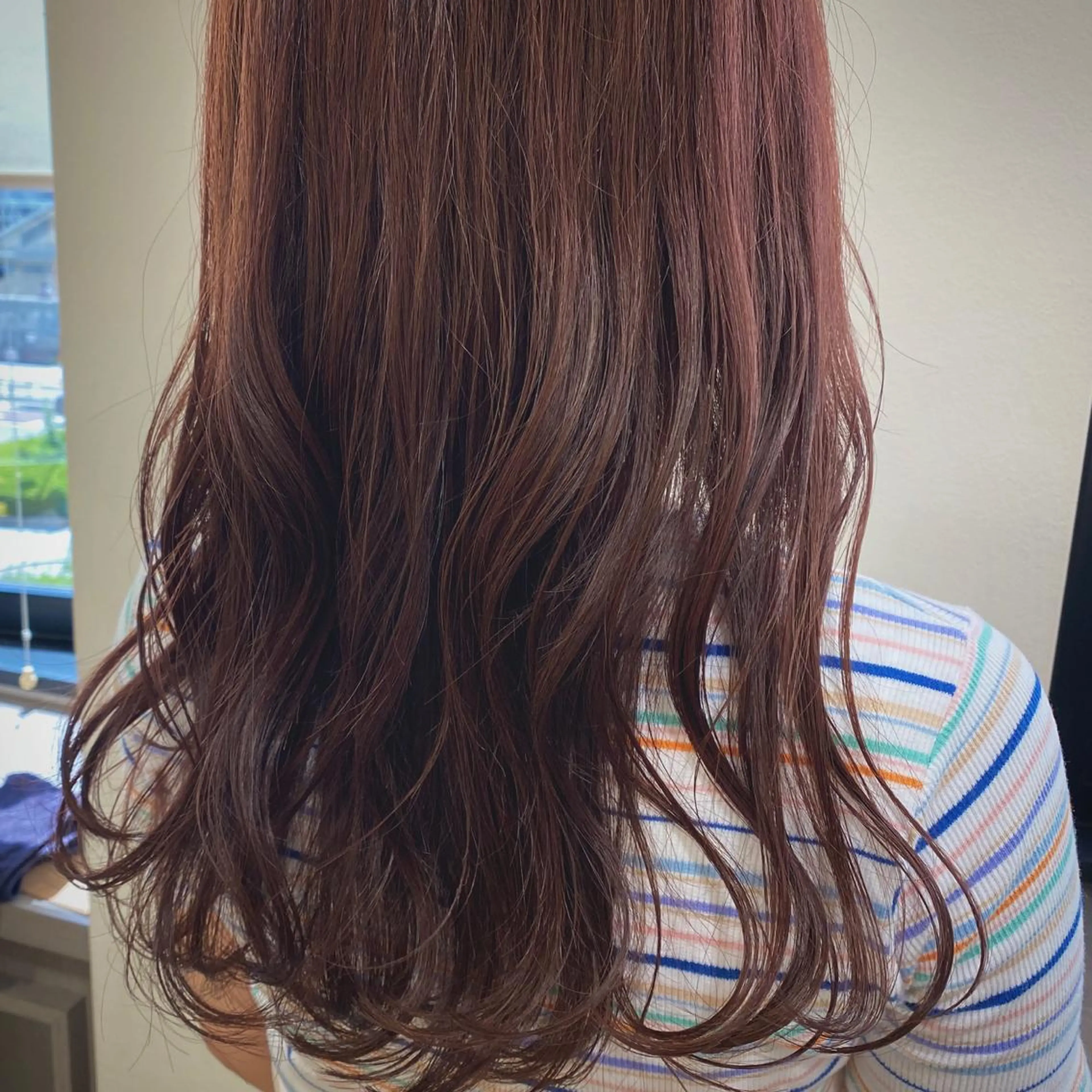 セミロング 長井 麻帆のヘアスタイル