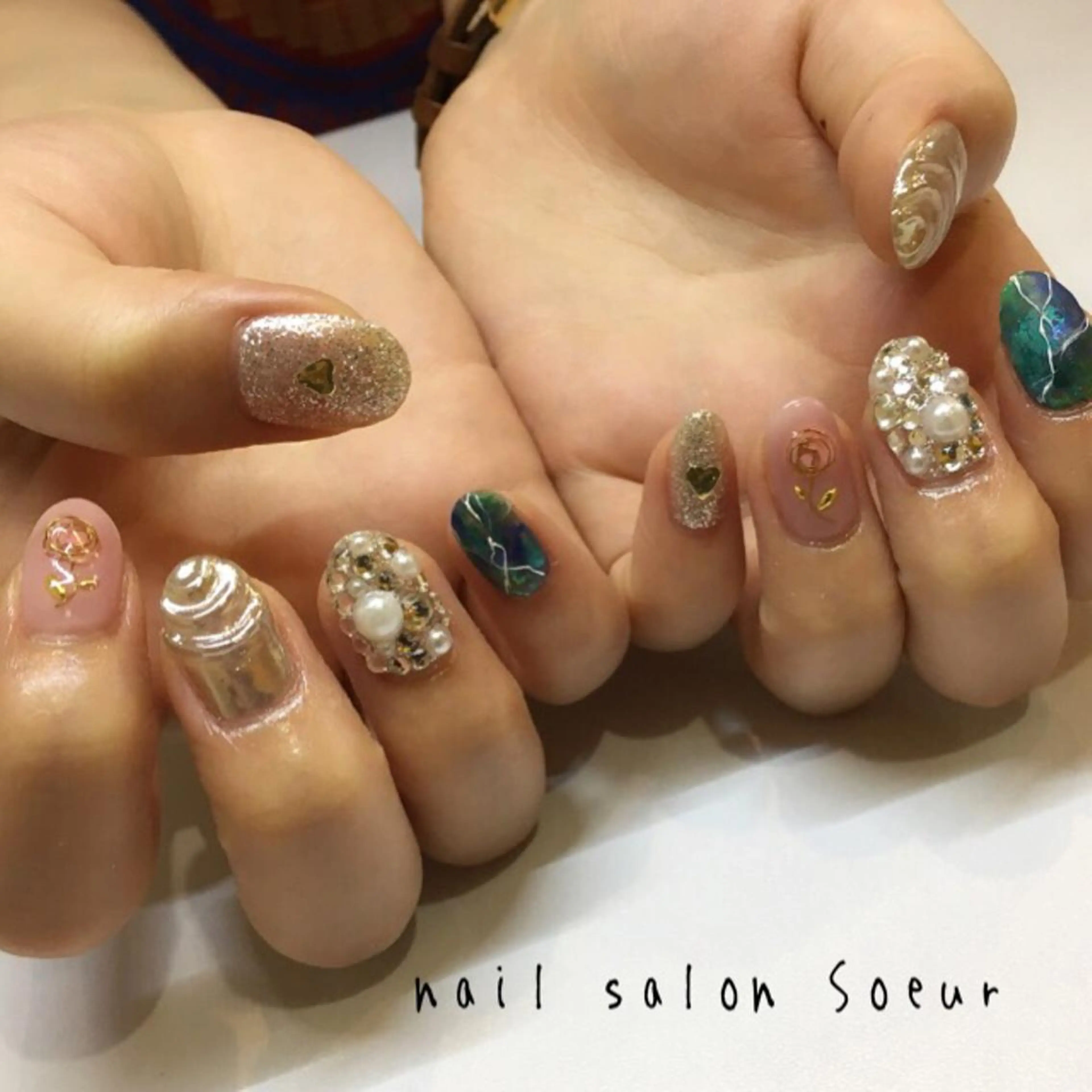 ネイル アートネイル ジェルネイル マットネイル ミラーネイル ハンドネイル nail salon Soeurのネイルデザイン