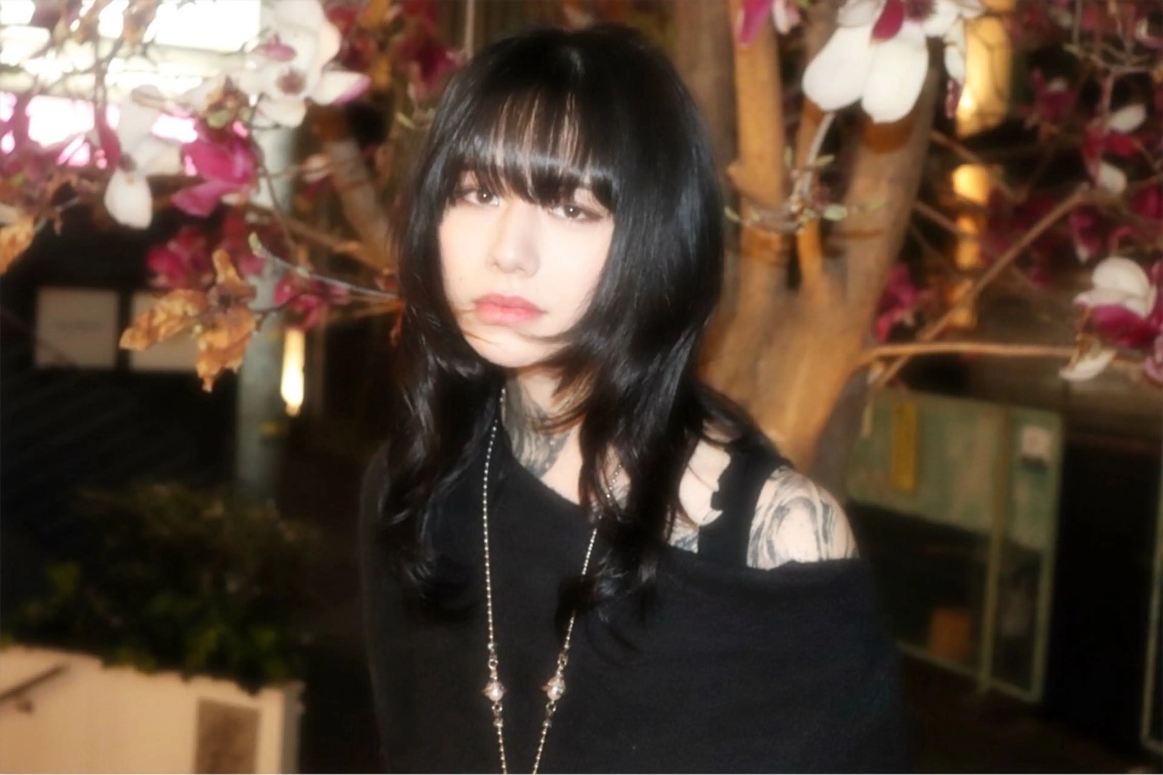 ミディアム SHIN レイヤーカットのヘアスタイル