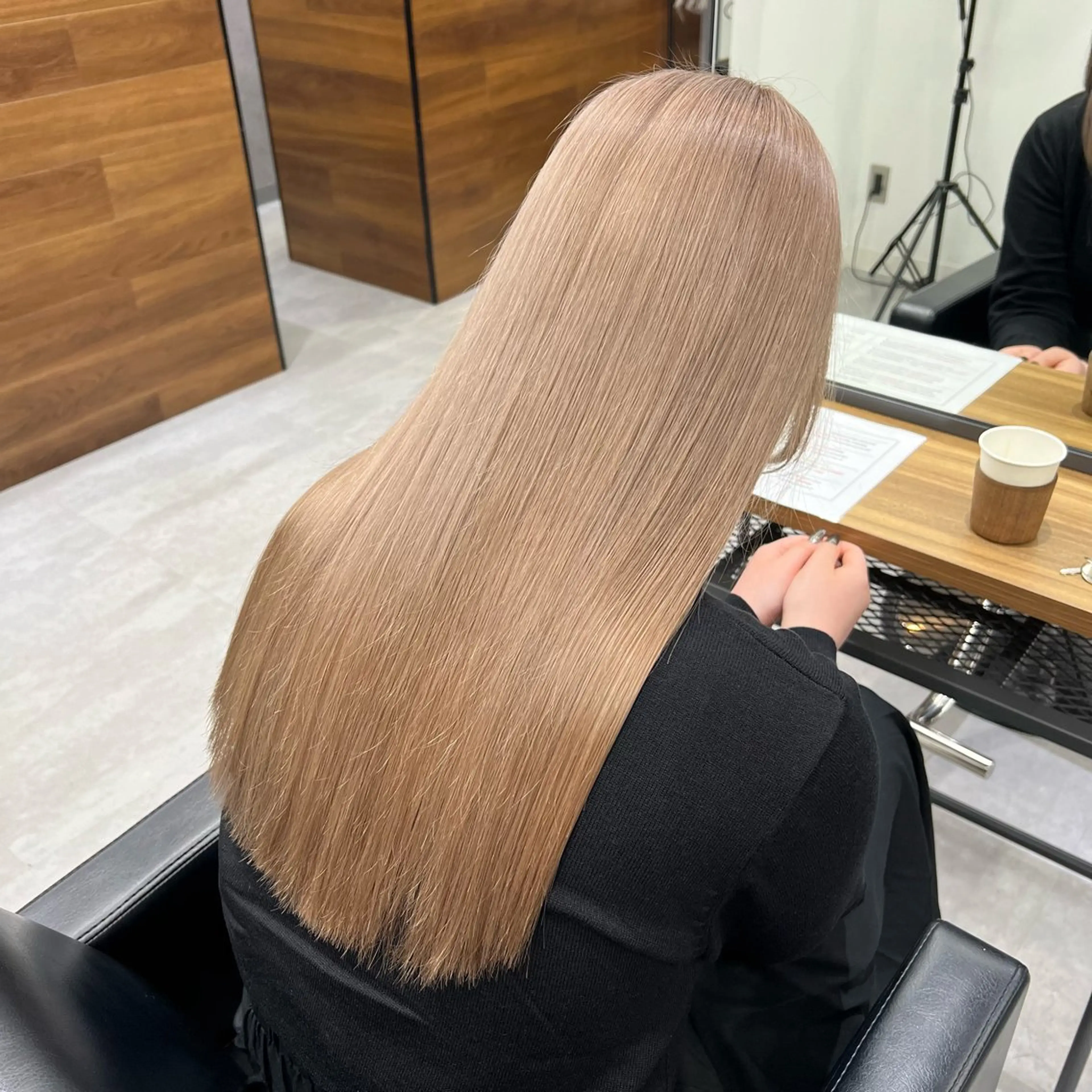 ロング カラー いろあそび所属・ショート/ウルフ カットモデル募集のヘアスタイル