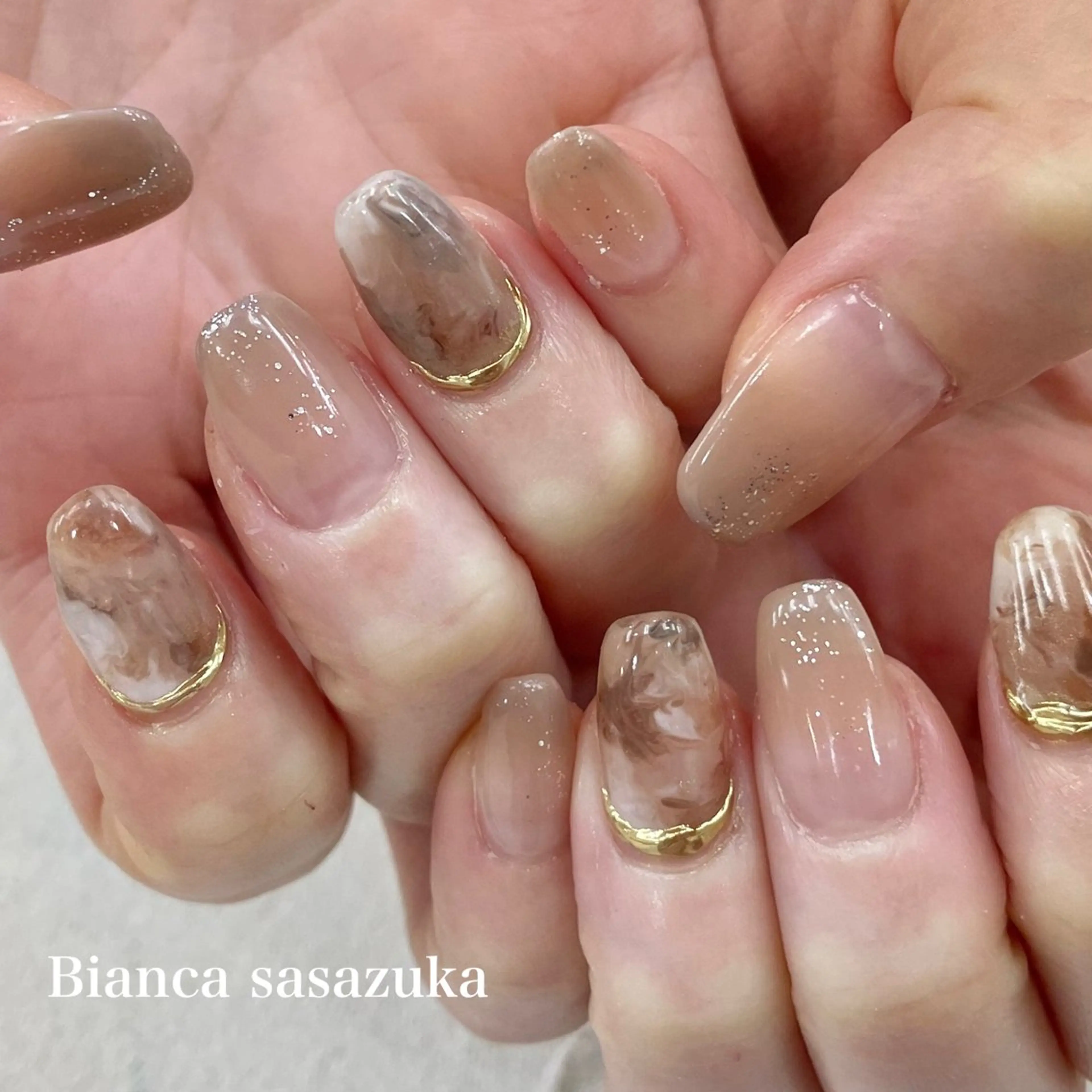 ネイル ジェルネイル マグネットネイル ニュアンスネイル ワンカラーネイル パラジェル ハンドネイル MIU🎀笹塚/ パラジェルのネイルデザイン