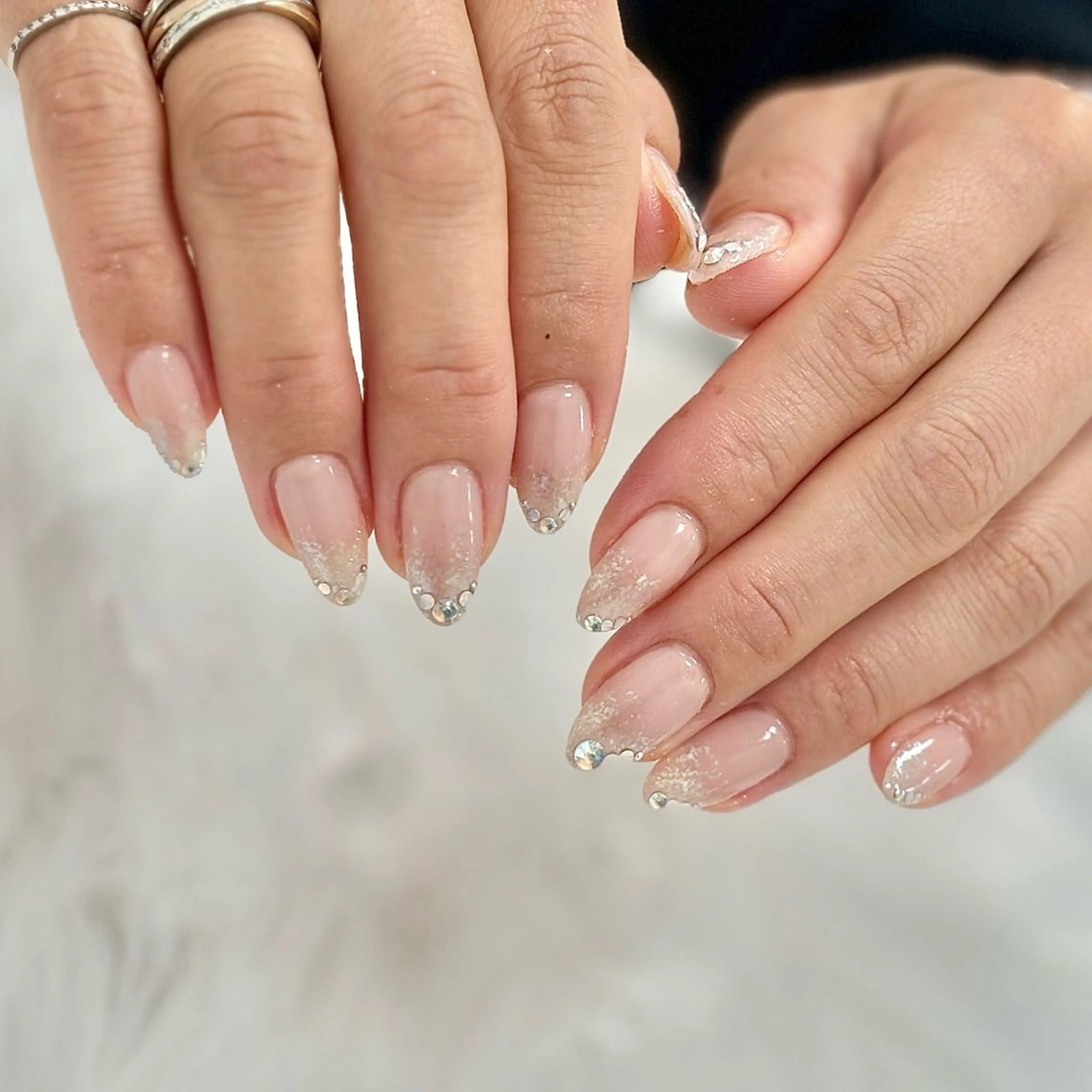 ネイル グラデーション ラメ(グリッター) ラメグラデーション オフィスネイル シンプルネイル ハンドネイル PROVE 彩華のネイルデザイン