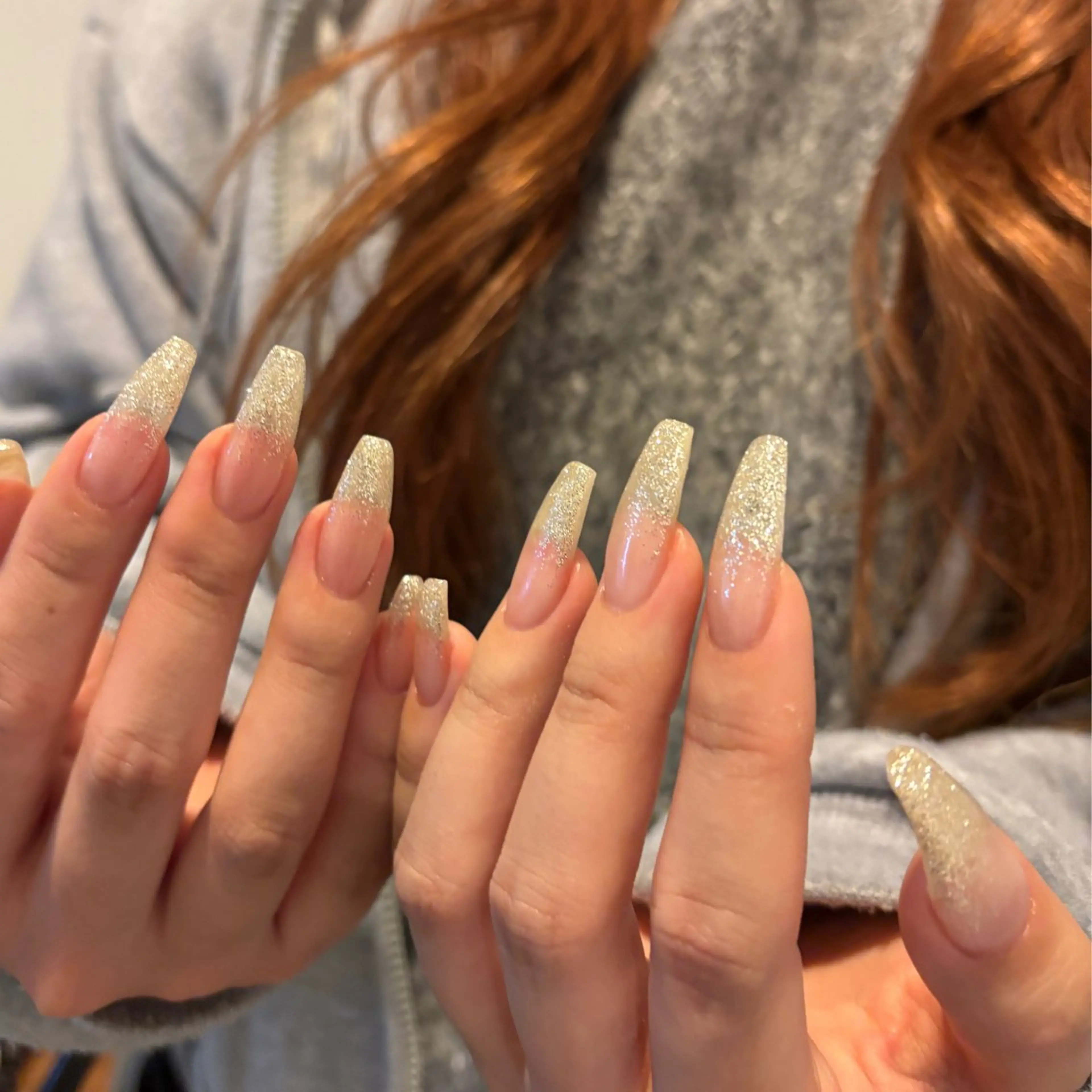 【hand】ラメグラ🥨(オフなし)の写真