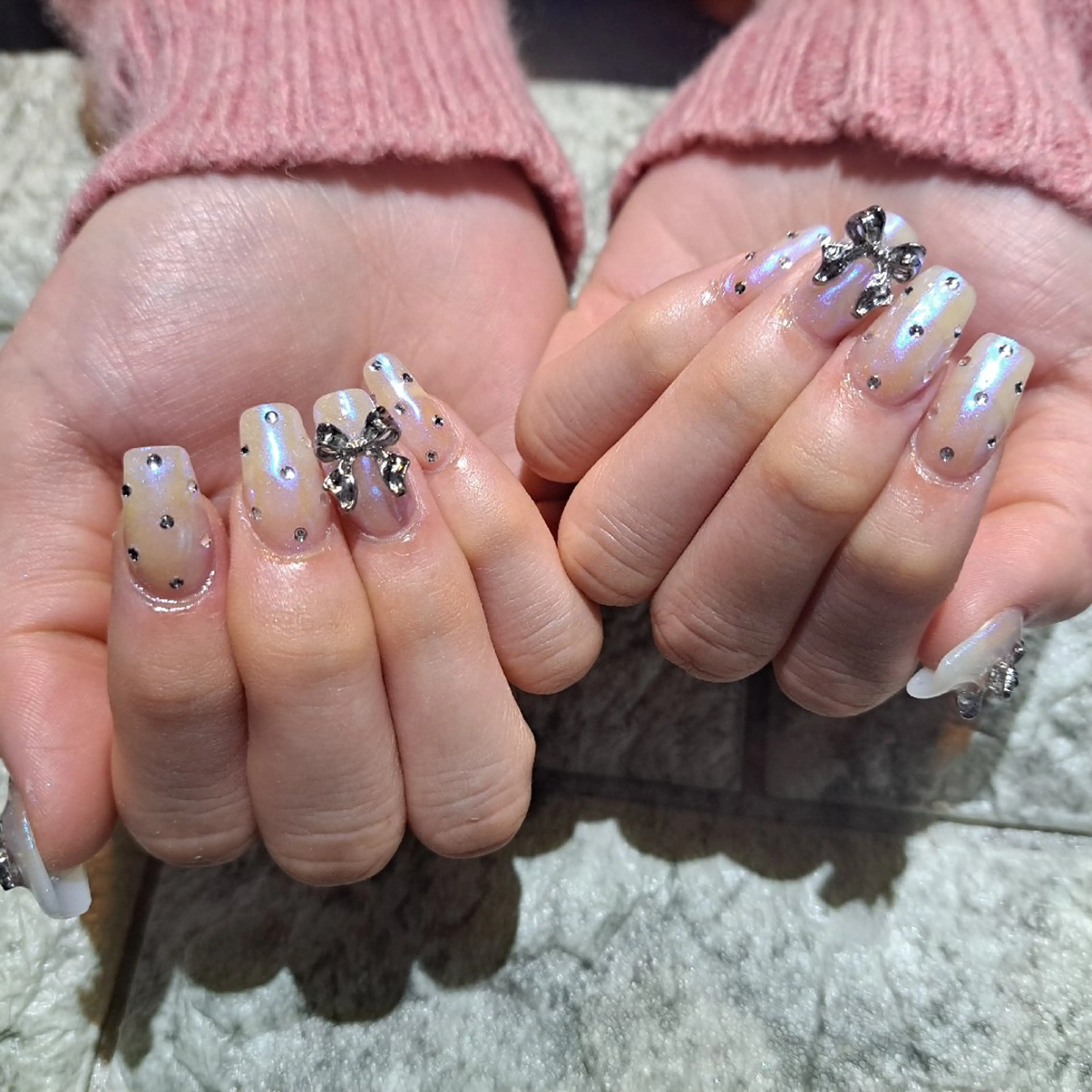 ネイル オーロラネイル ハンドネイル RounGe町田店 🧸大谷のネイルデザイン