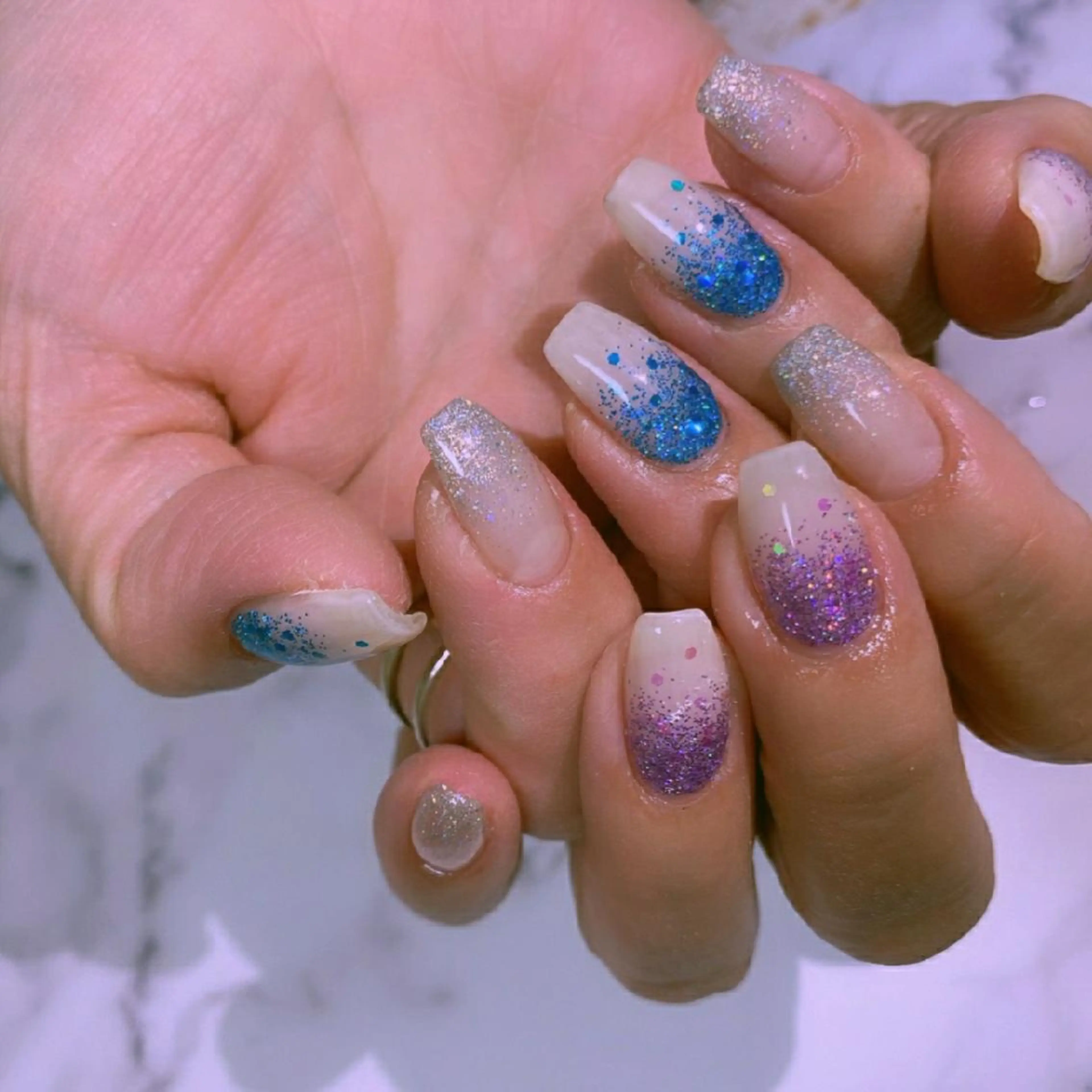 カラー ネイル メンズ ヘアアレンジ パーマ キッズ ロング マツエク・マツパ 424 nailsのネイルデザイン